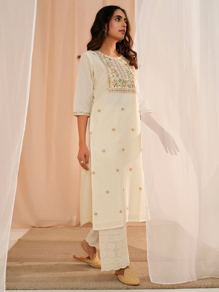 Off White Embroidered Cotton Straight Kurta