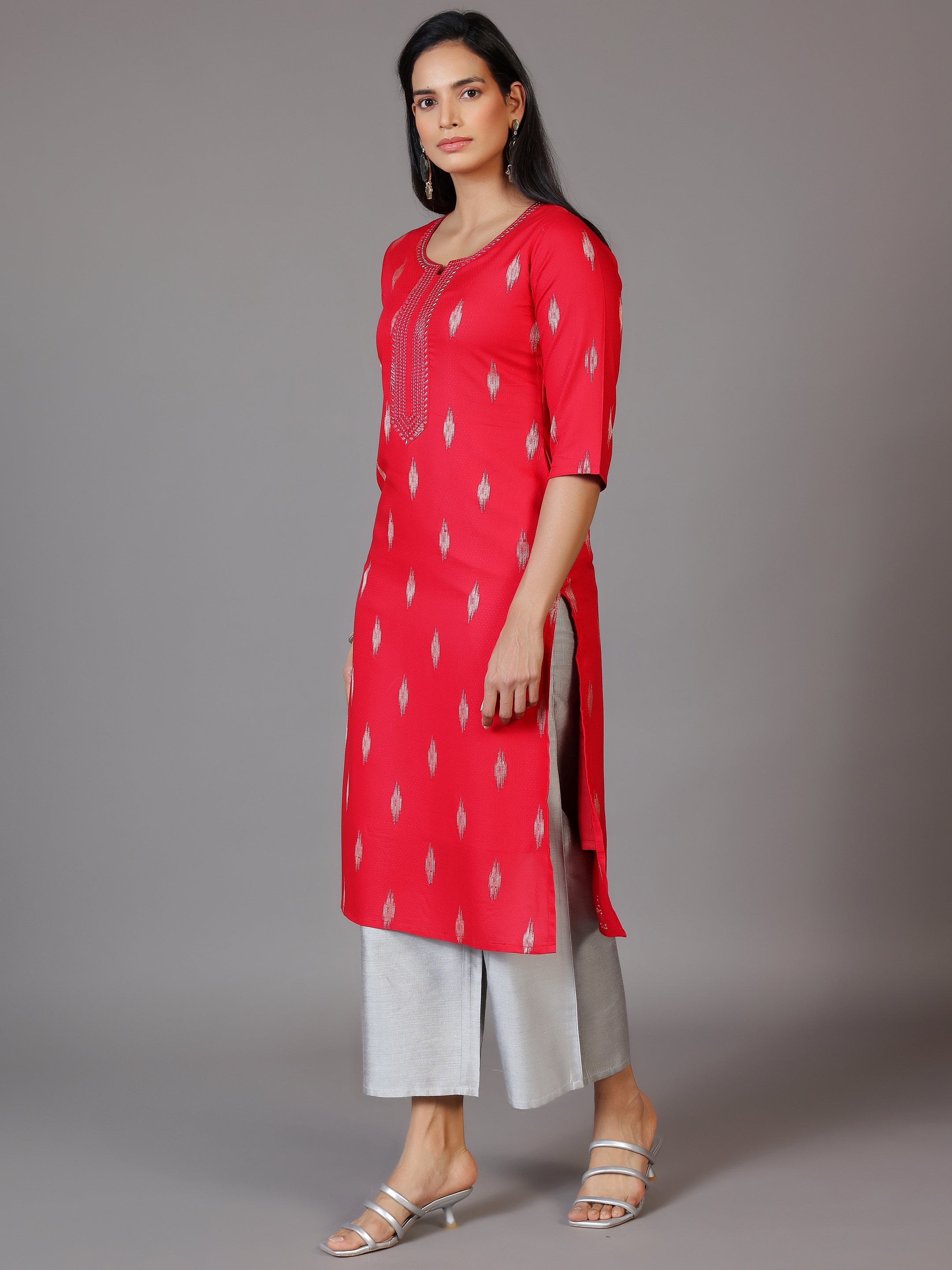 Pink Embroidered Rayon Straight Kurta