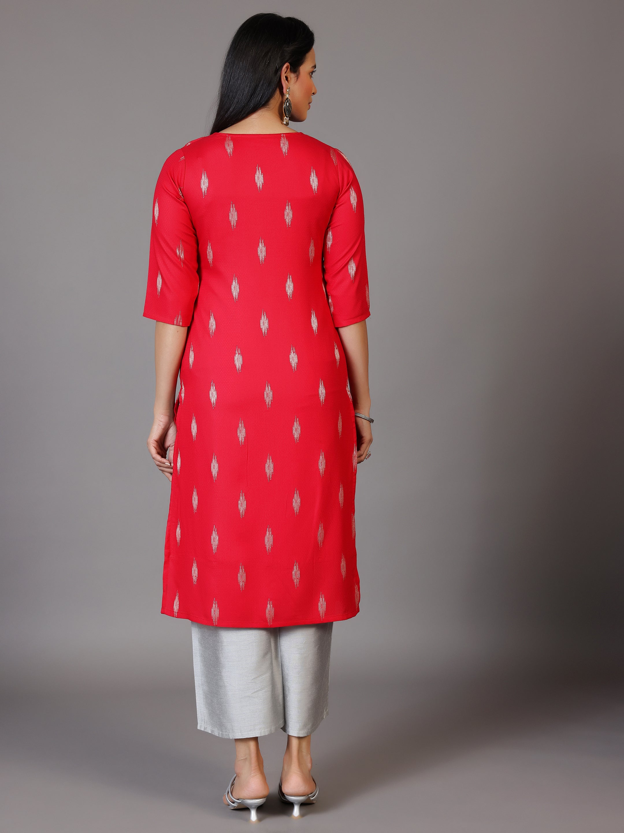 Pink Embroidered Rayon Straight Kurta