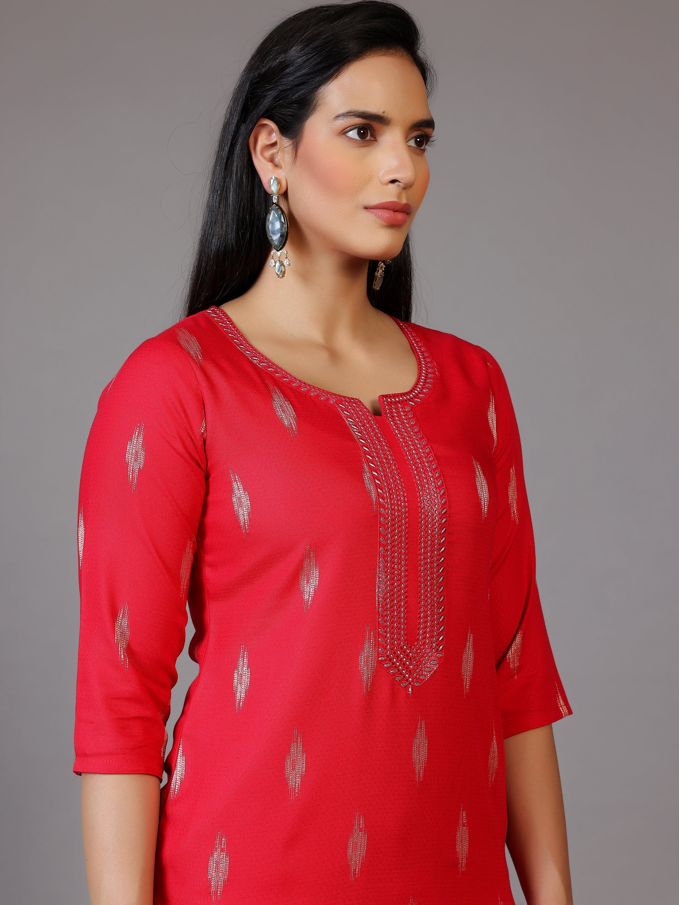 Pink Embroidered Rayon Straight Kurta