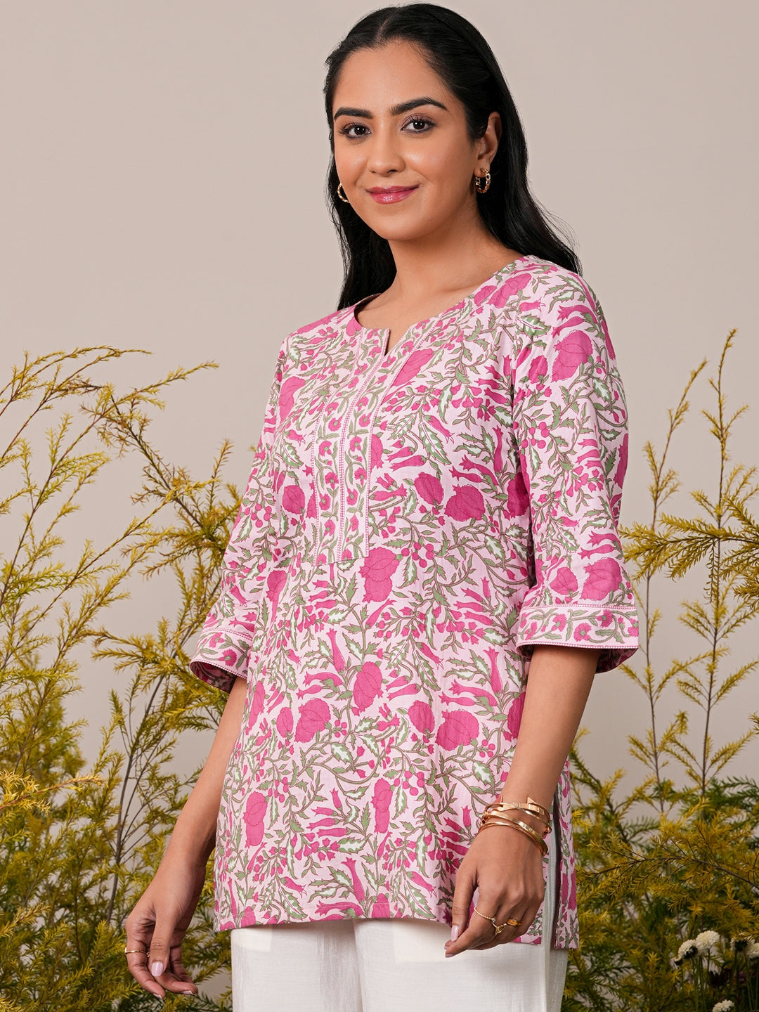 Pink Printed Cotton Straight Kurti