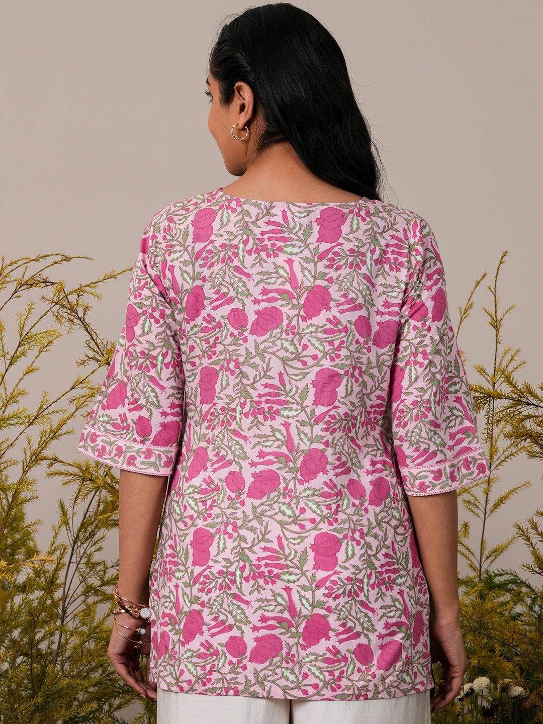 Pink Printed Cotton Straight Kurti