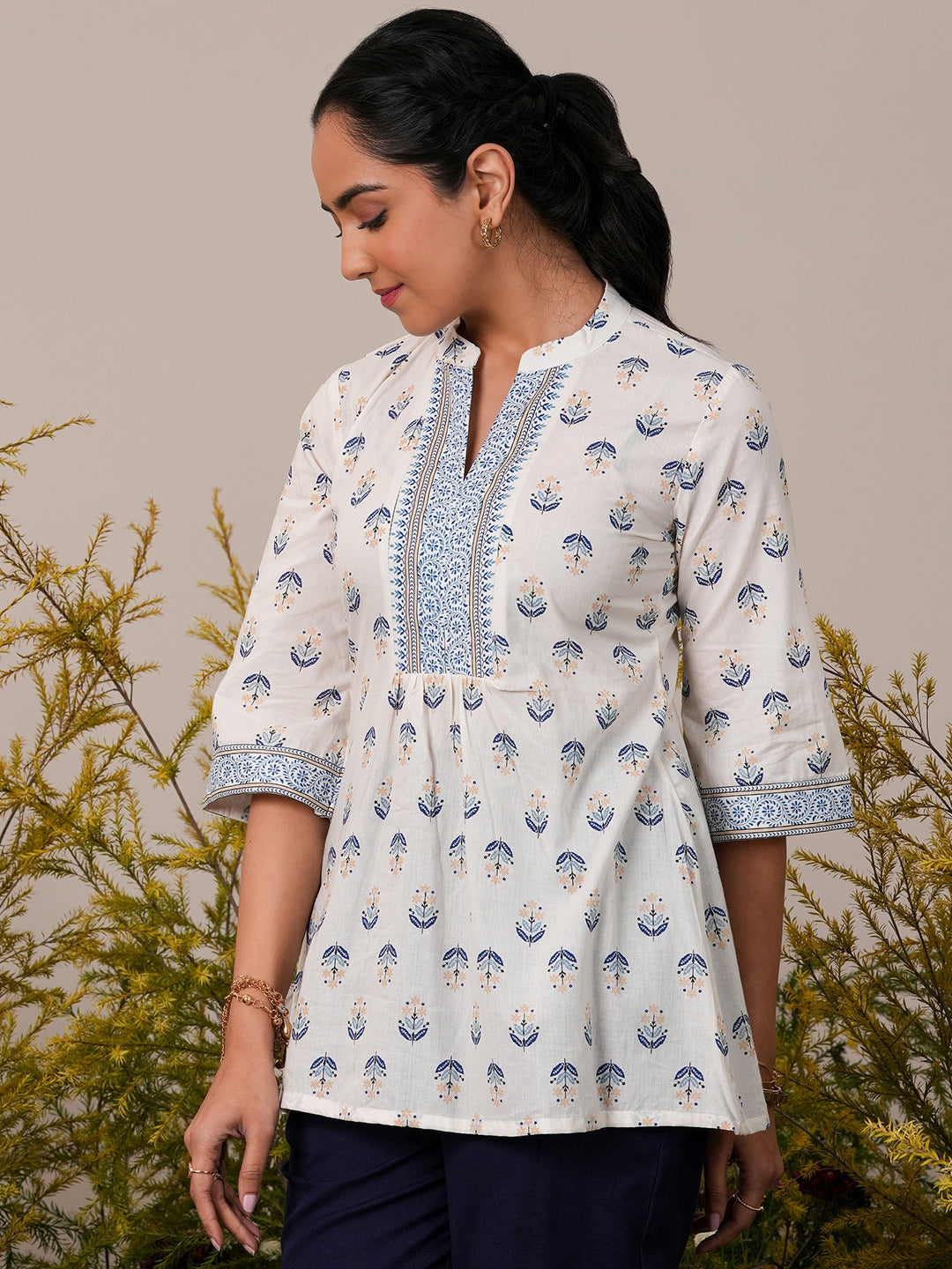 White Printed Cotton Straight Kurti