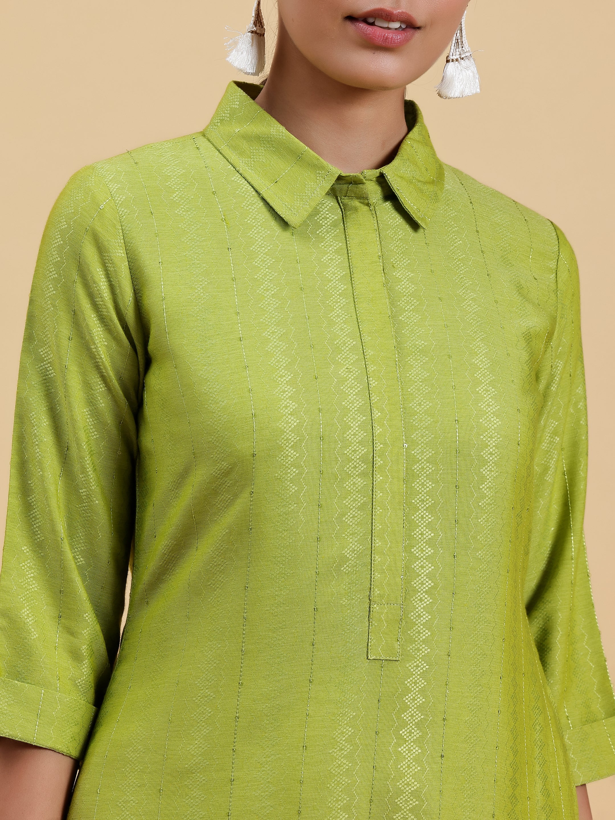 Green Woven Design Cotton Straight Kurta