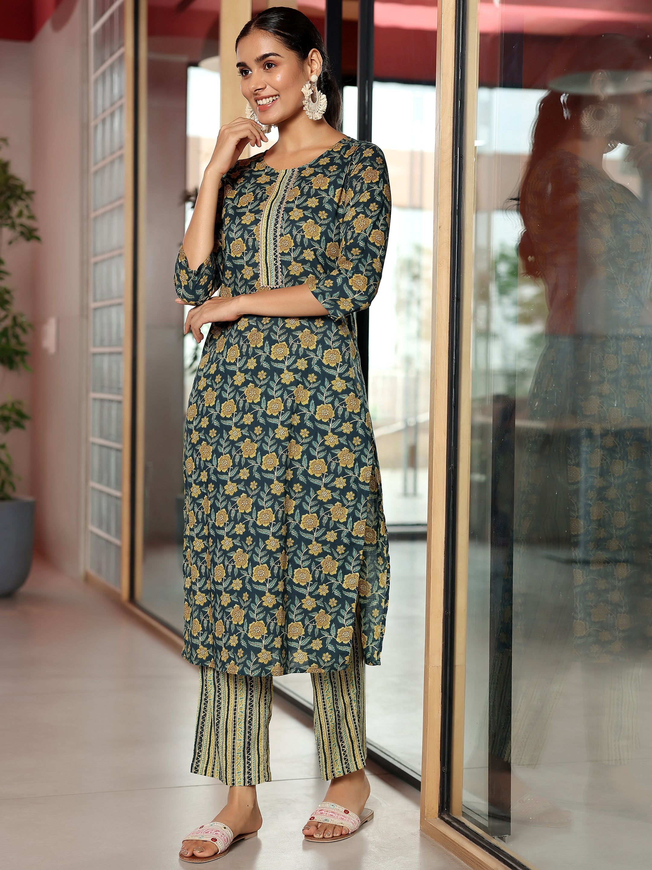 Green Printed Cotton Straight Kurta Set