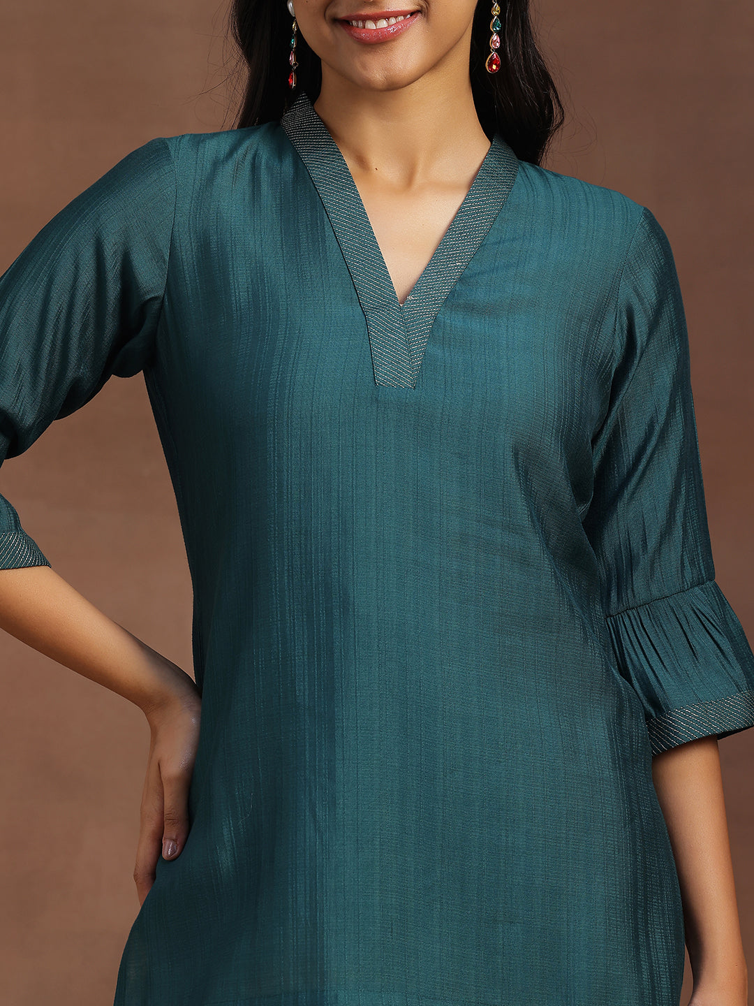 Green Solid Silk Blend Straight Kurti