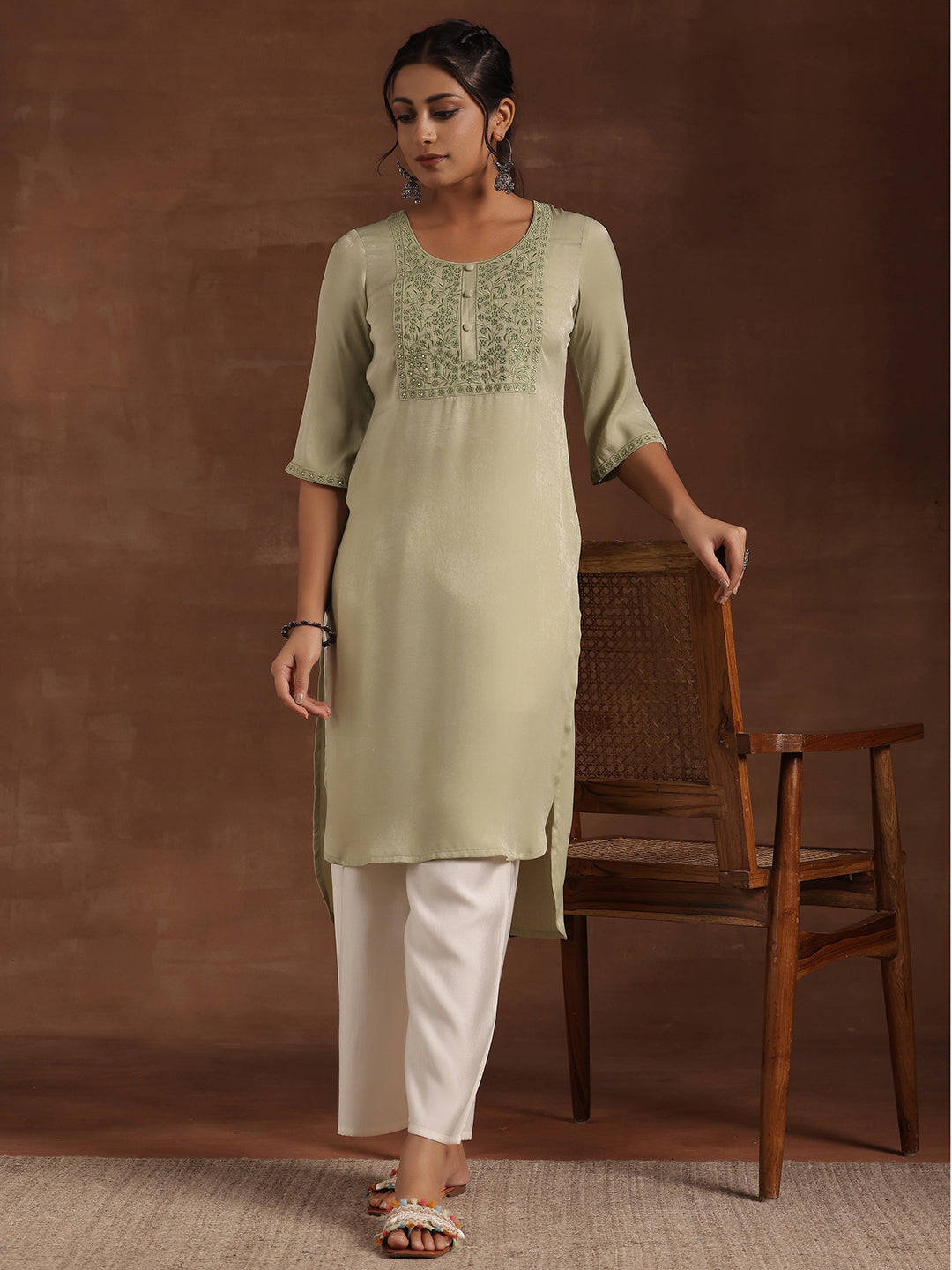 Green Yoke Design Polyester Straight Kurta