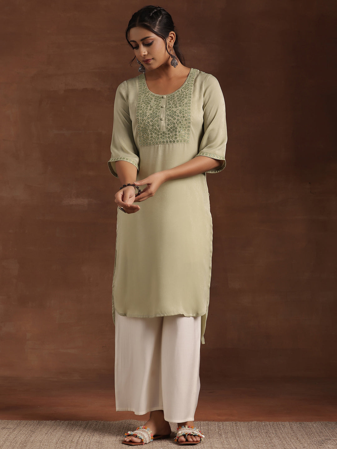 Green Yoke Design Polyester Straight Kurta