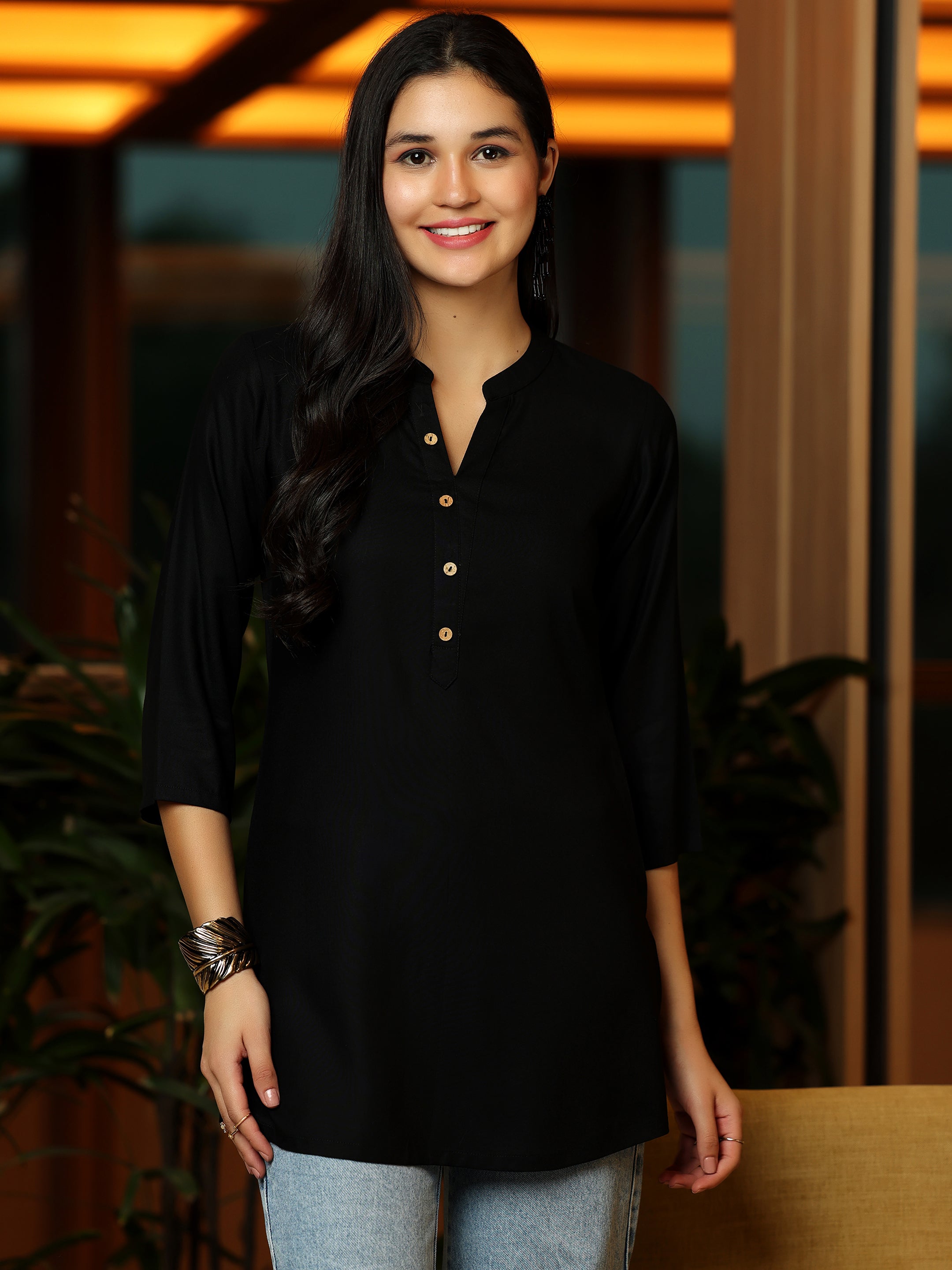 Black Solid Rayon Straight Kurti