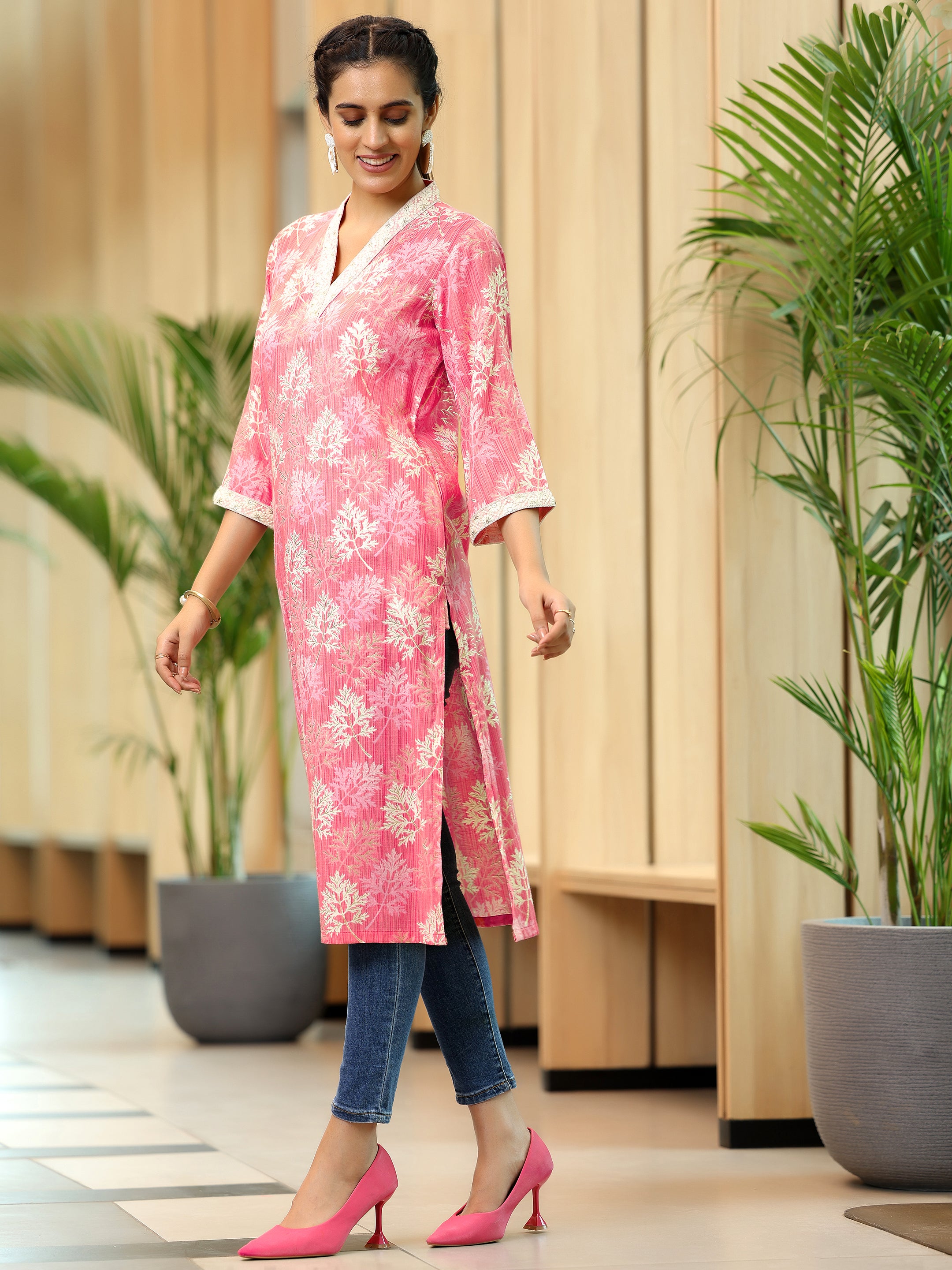 Pink Printed Cotton Straight Kurta