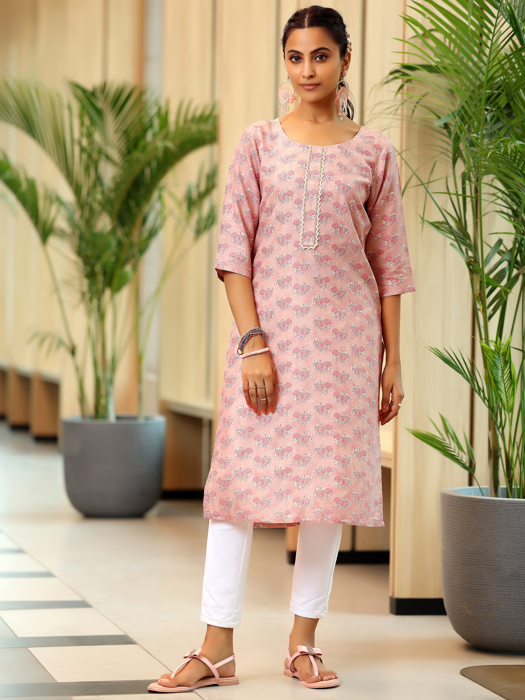 Pink Printed Cotton Straight Kurta