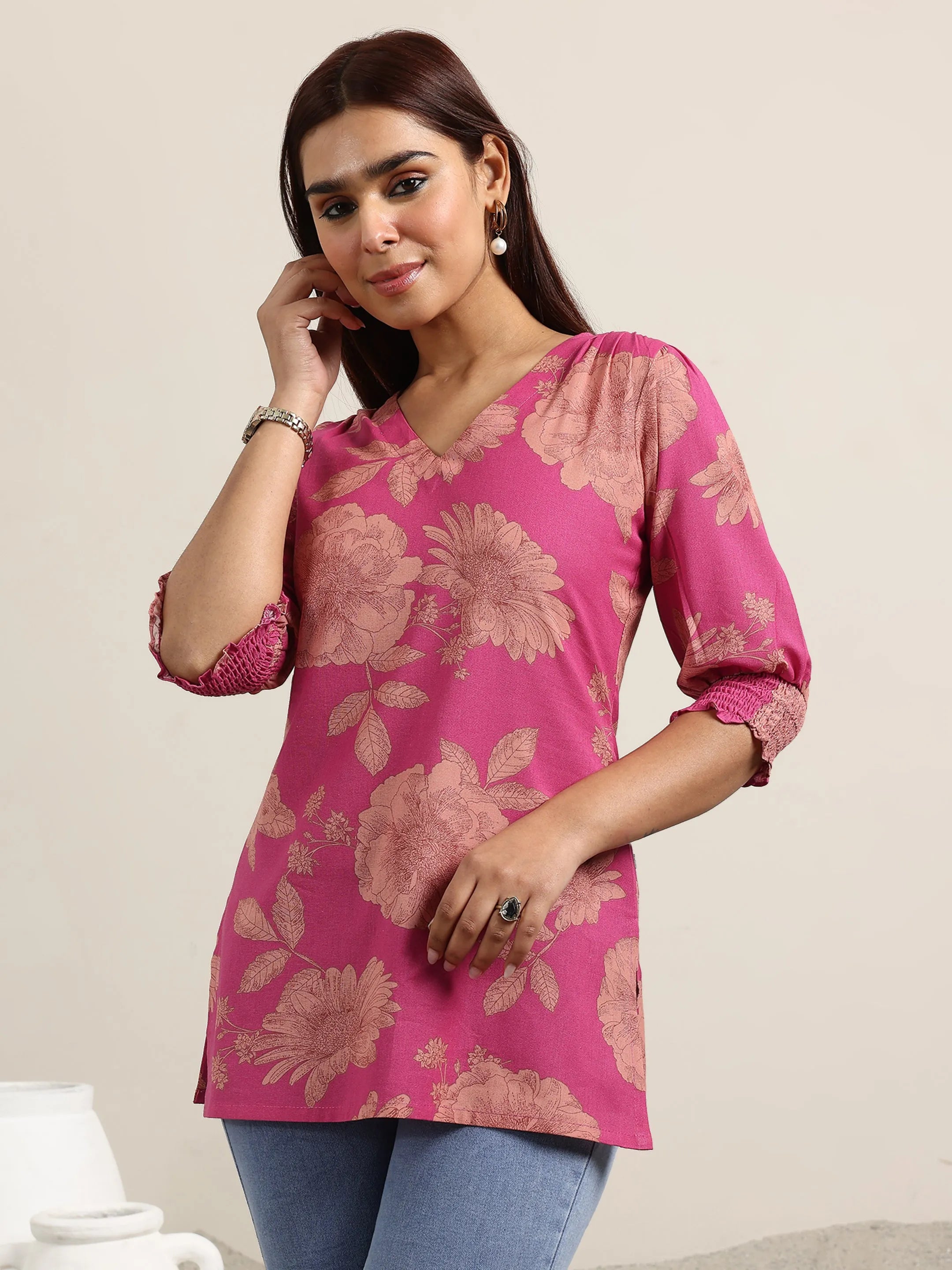 Pink Printed Cotton Straight Kurti