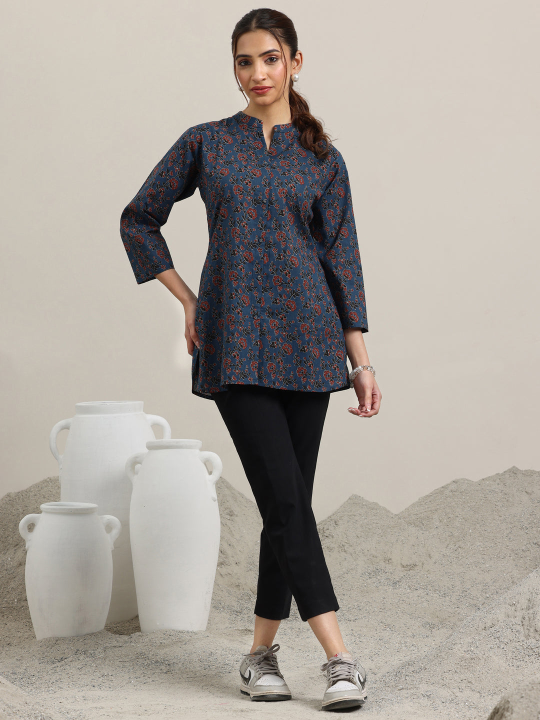 Blue Printed Cotton Straight Kurti