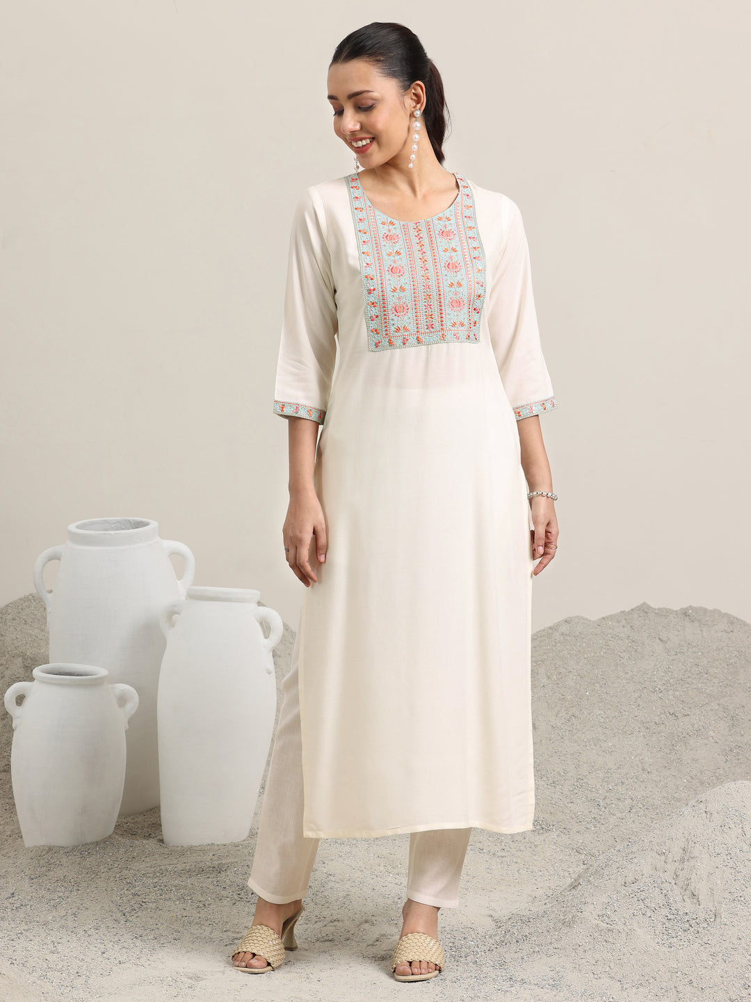 Off White Yoke Design Rayon Straight Kurta