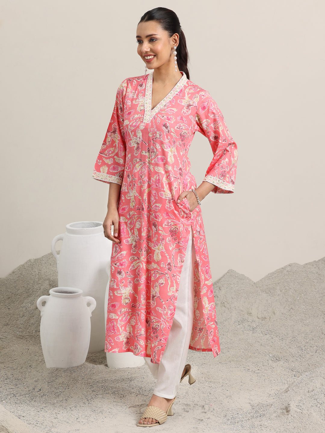 Pink Printed Cotton Blend Straight Kurta