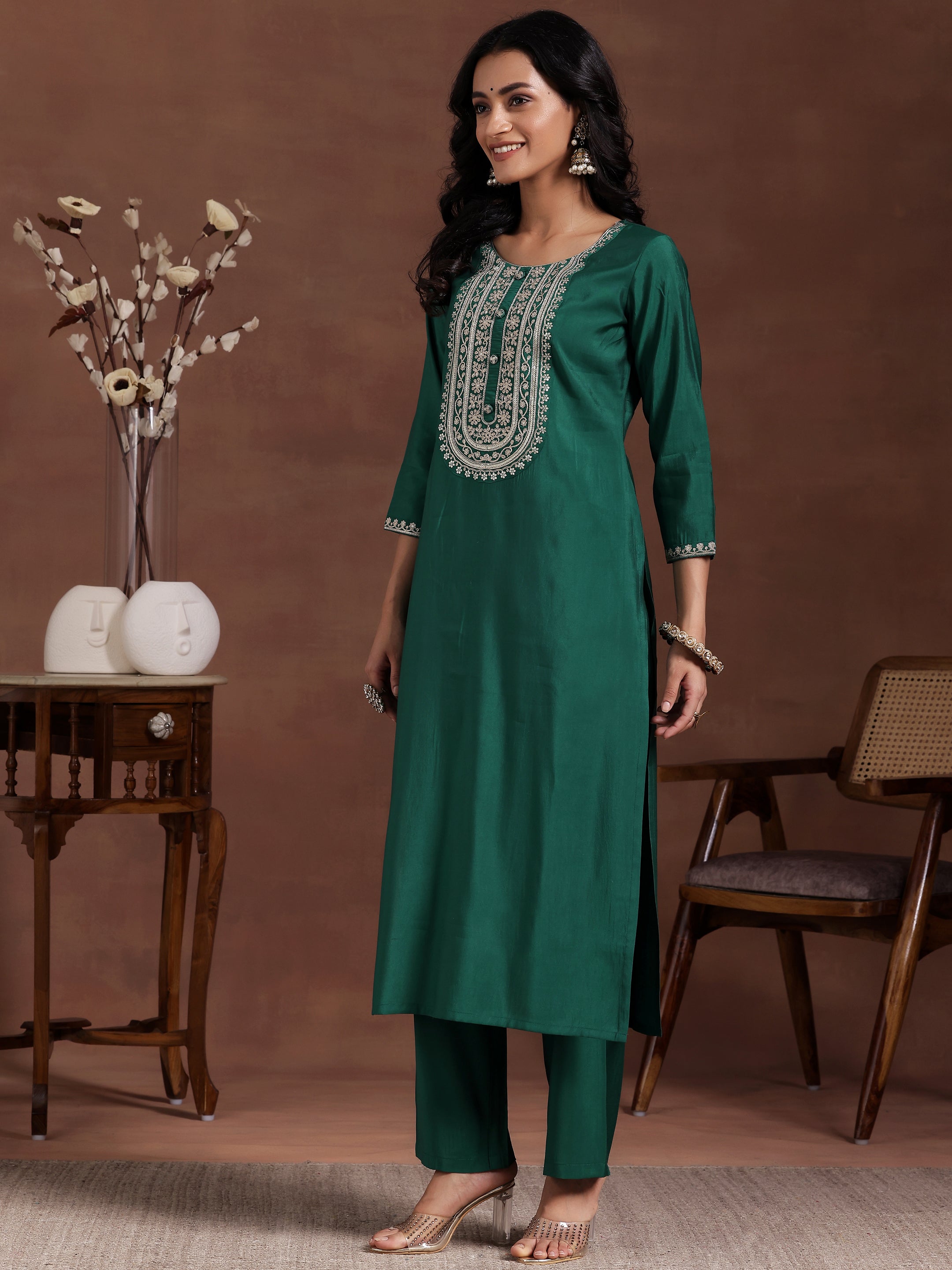 Green Yoke Design Silk Blend Straight Suit With Dupatta