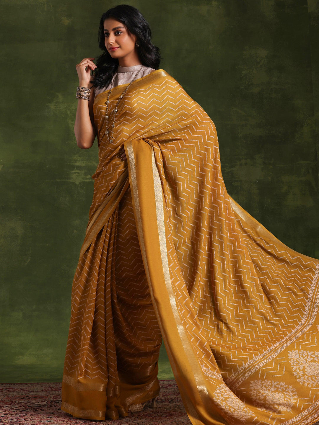 Mustard Printed Silk Blend Saree With Unstitched Blouse Piece - Libas