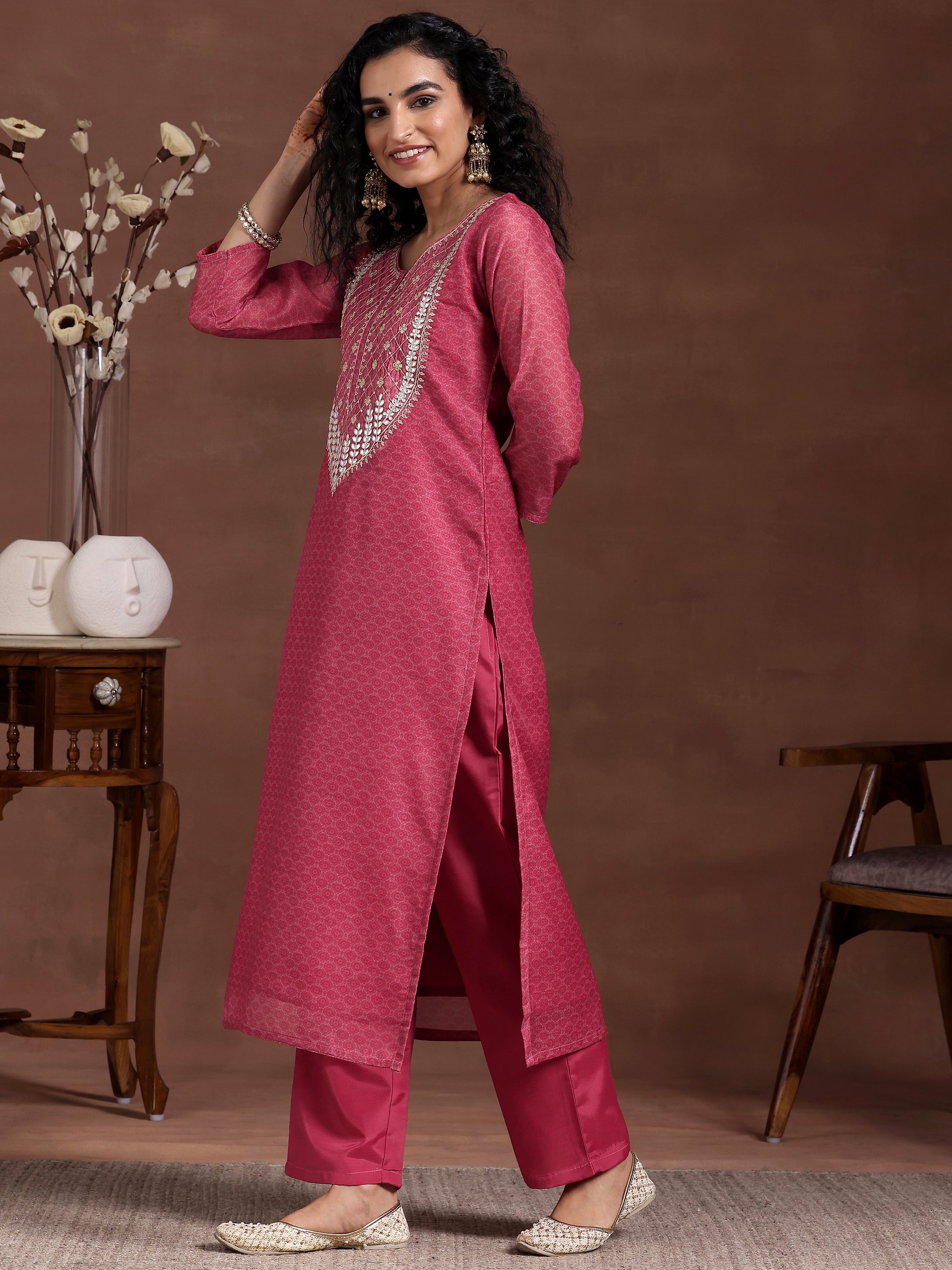 Pink Printed Silk Blend Straight Suit With Dupatta