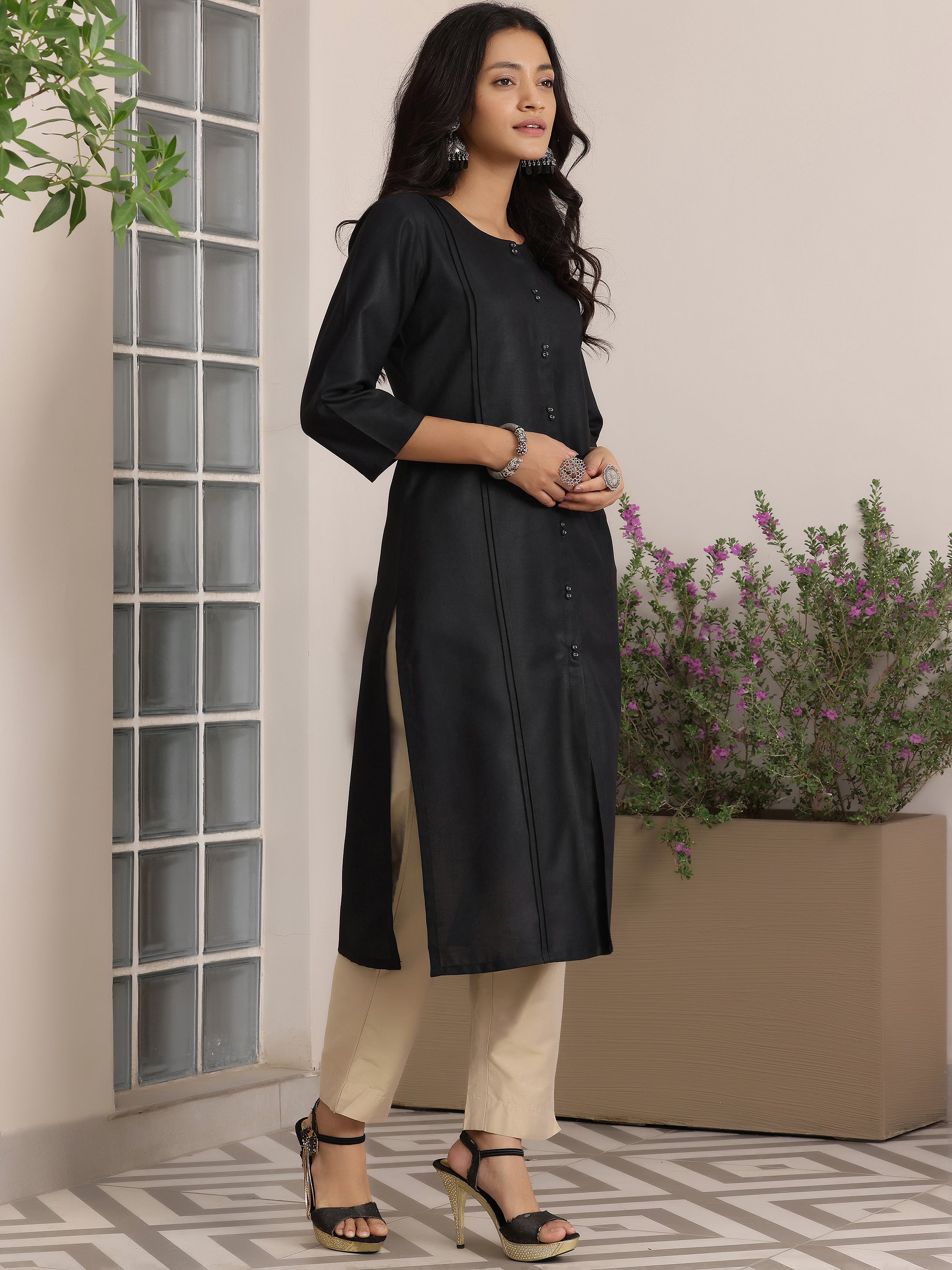 Black Solid Silk Straight Kurta