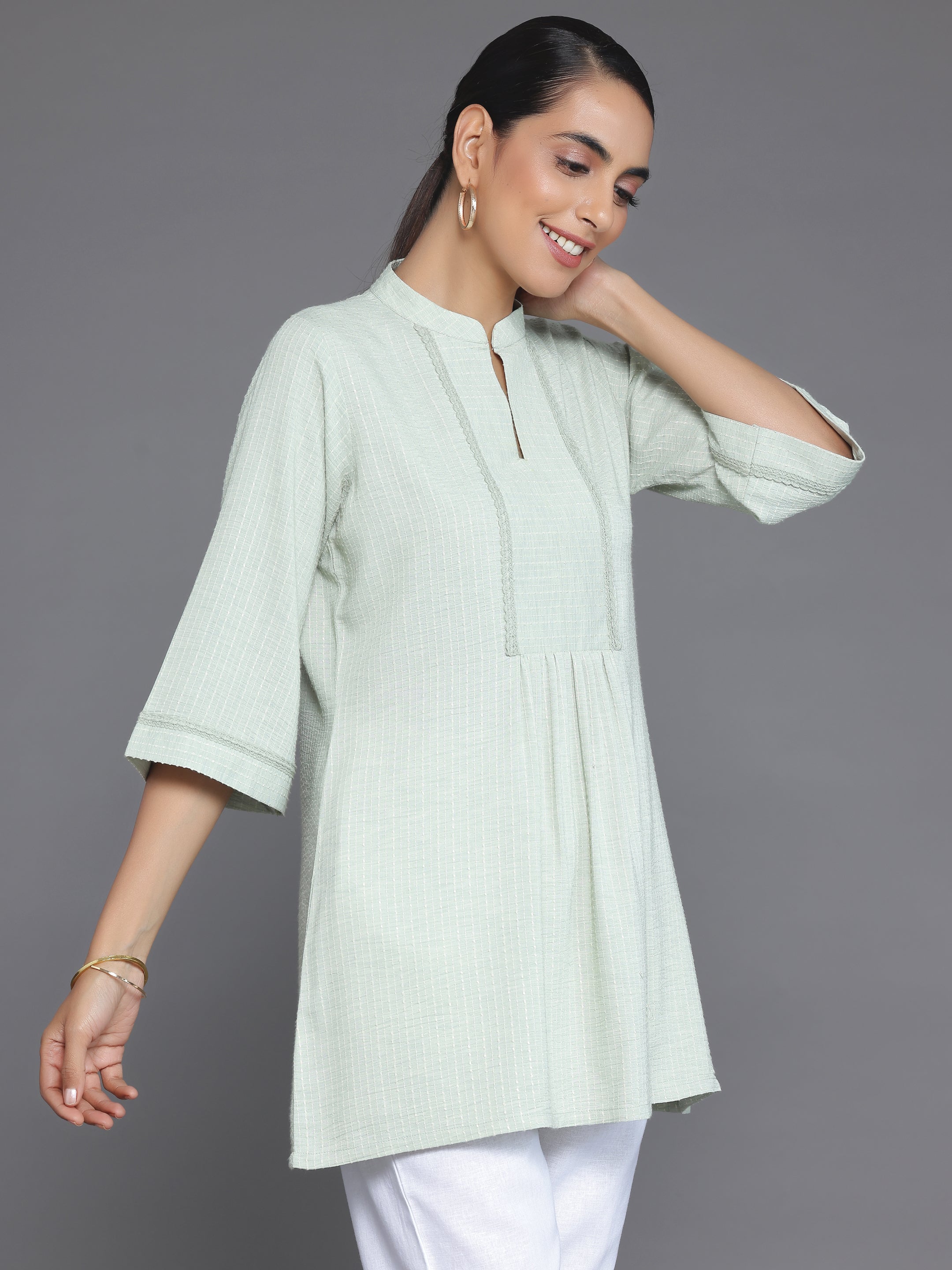 Green Woven Design Cotton Blend Straight Kurti