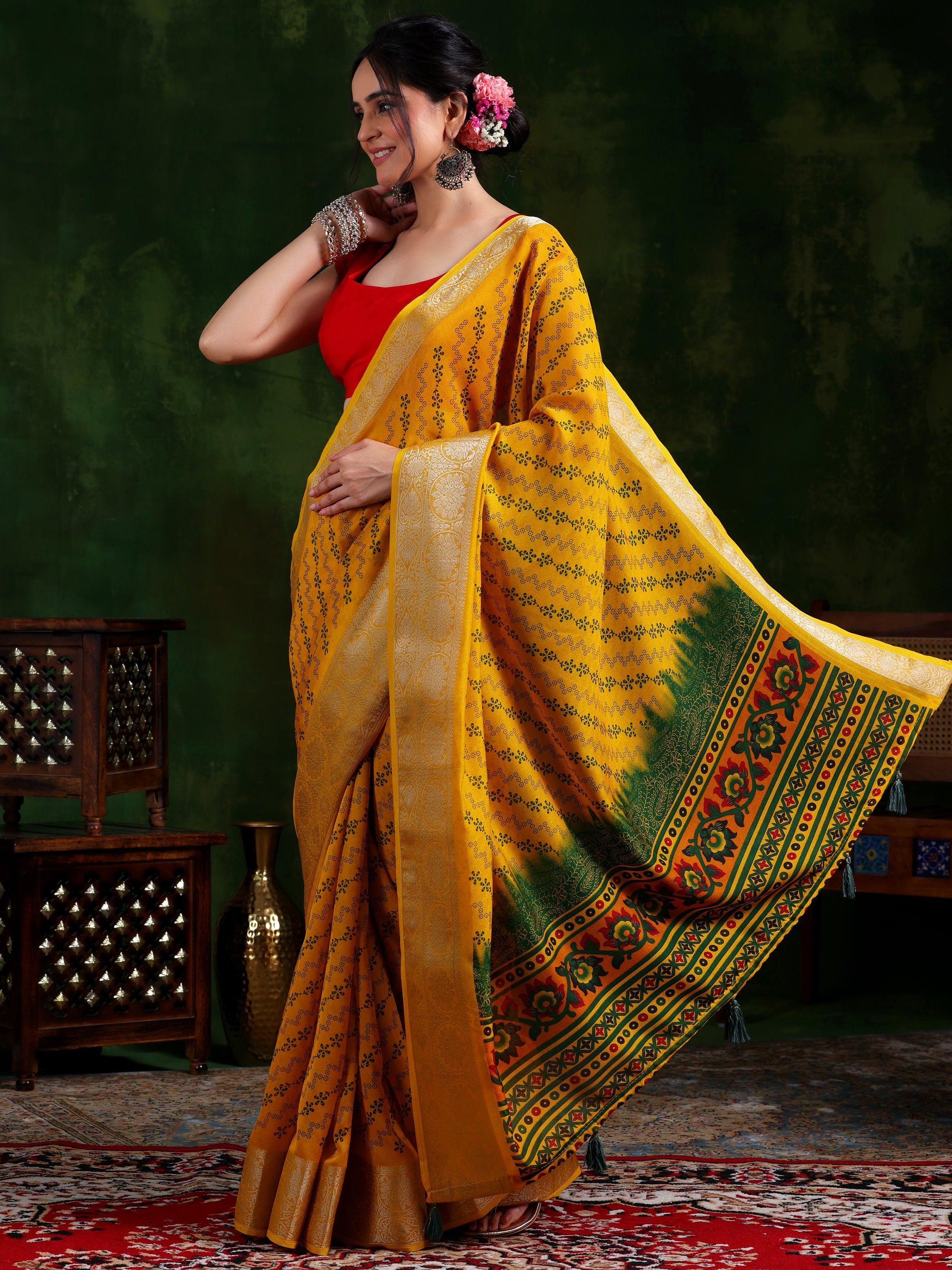 Mustard Printed Silk Blend Saree With Unstitched Blouse Piece