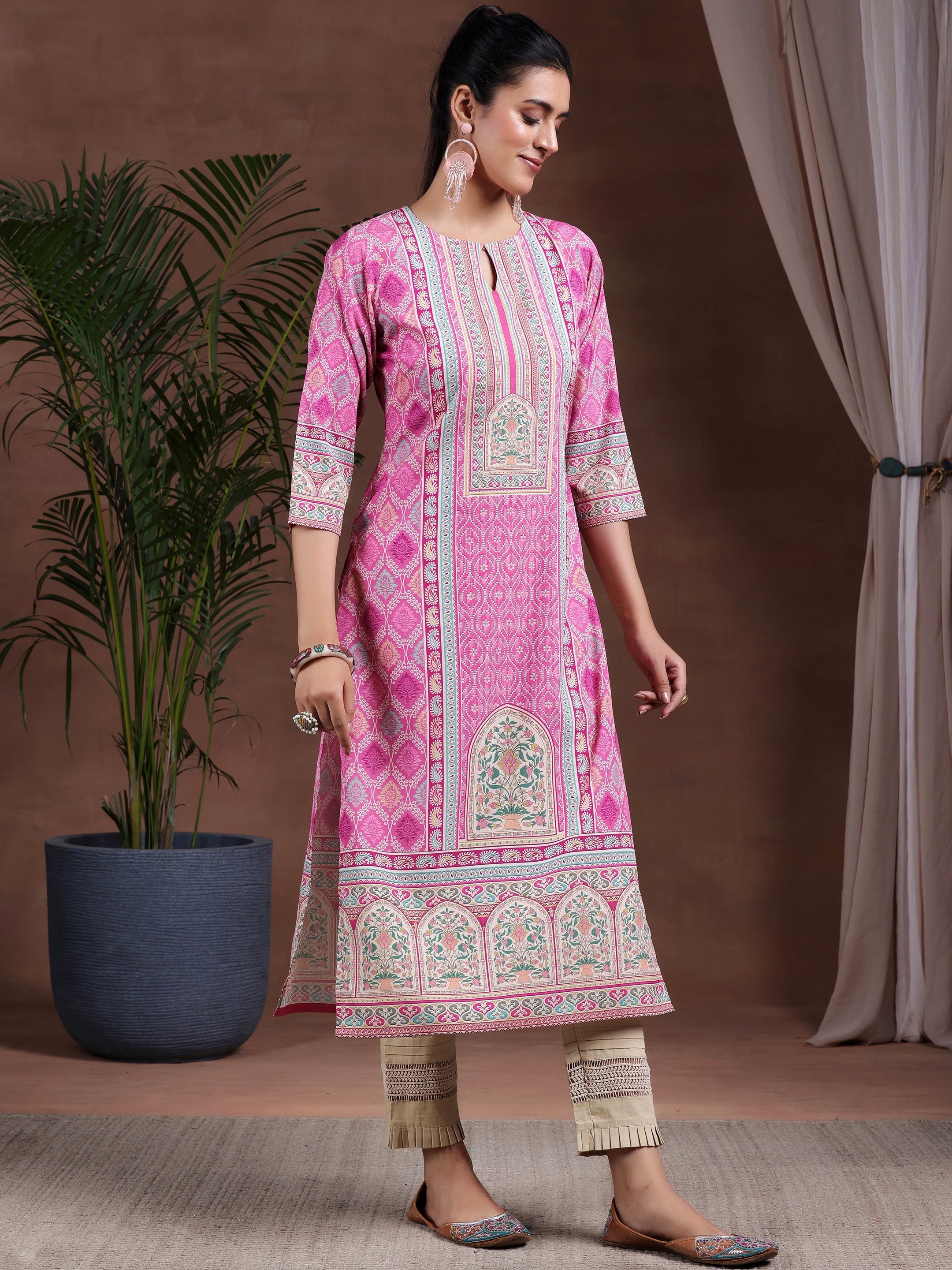 Pink Printed Crepe Straight Kurta