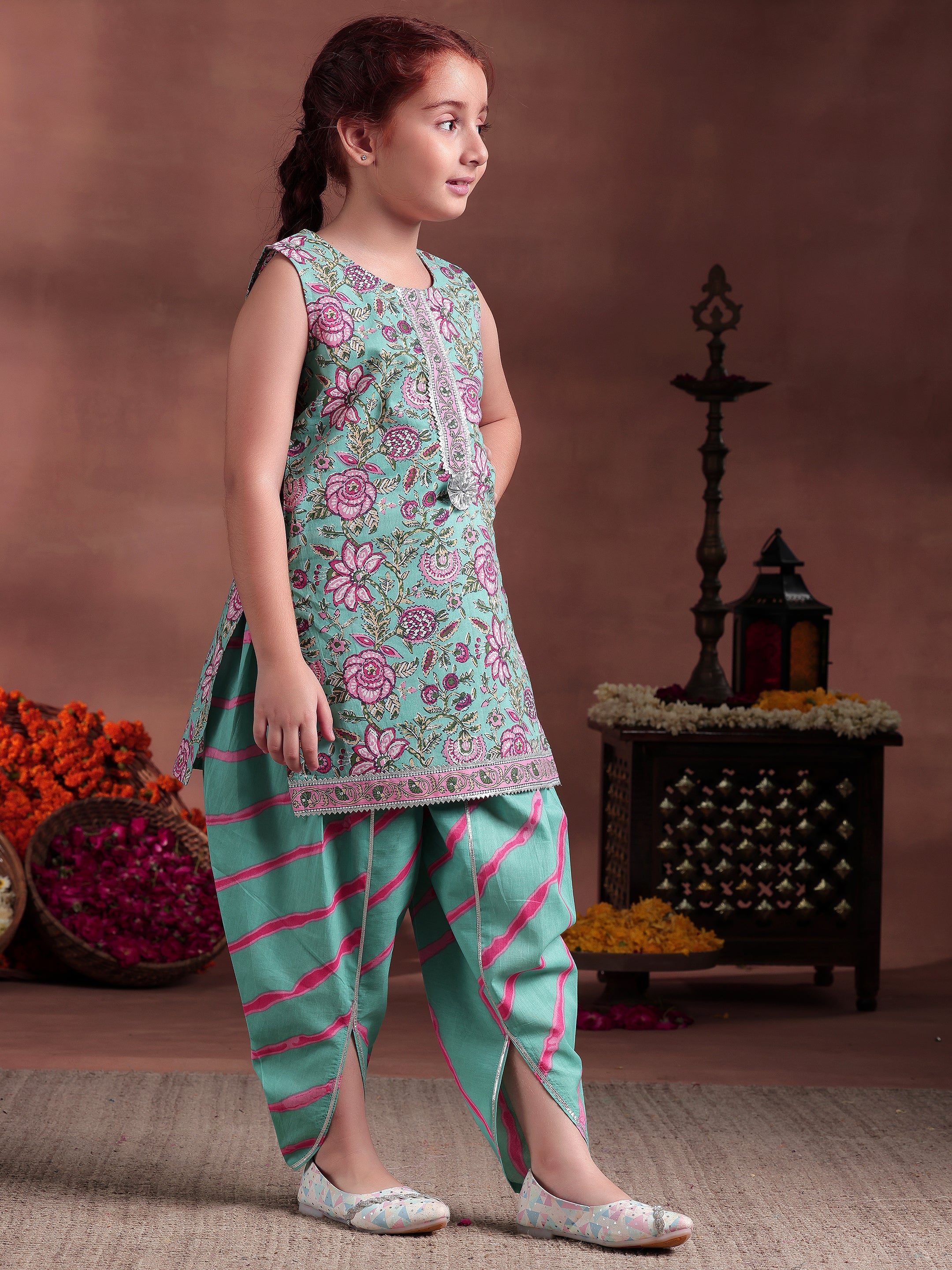 Kids Green Printed Cotton Straight Kurta With Dhoti Pants