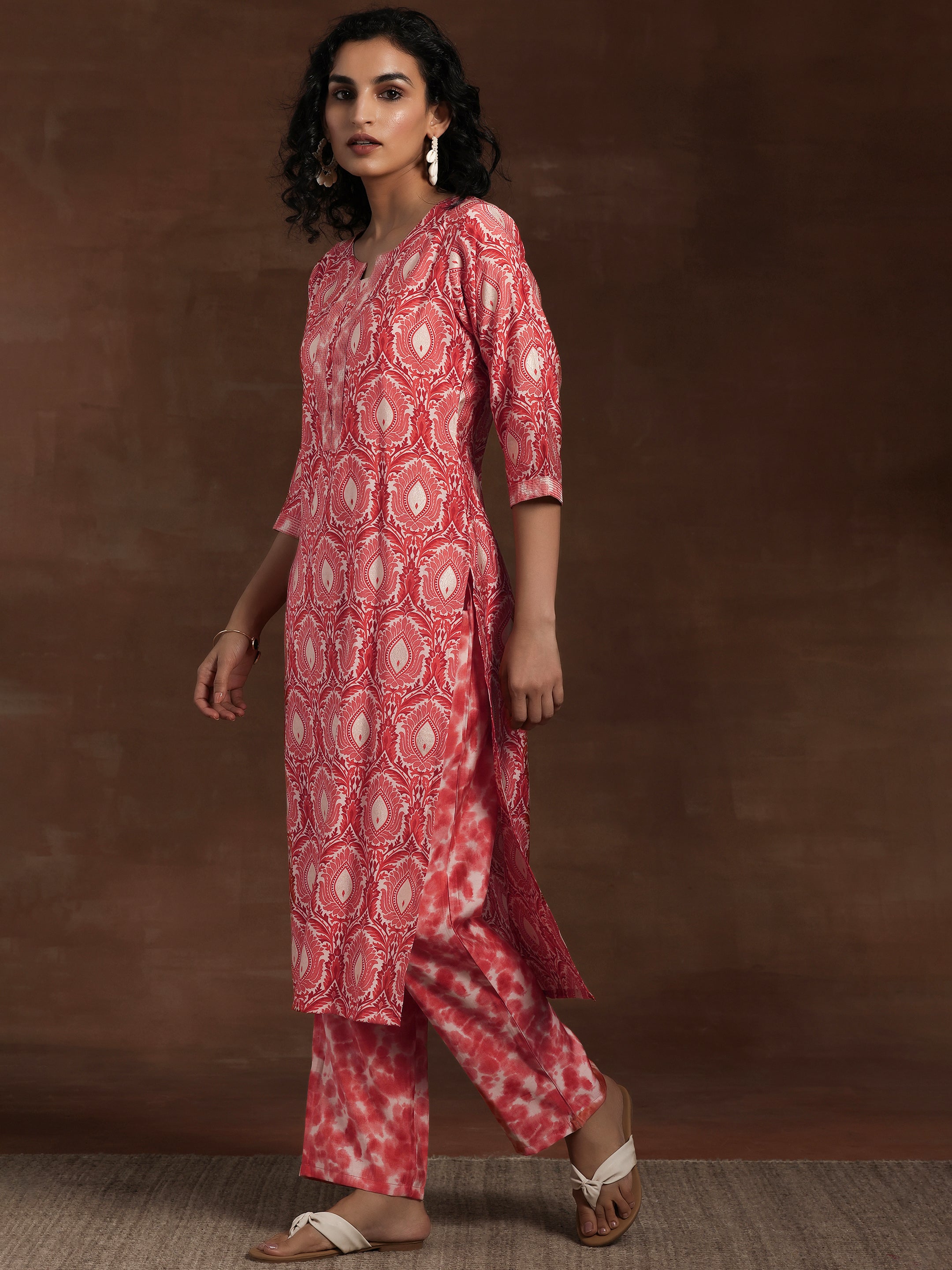 Peach Printed Silk Blend Straight Kurta Set