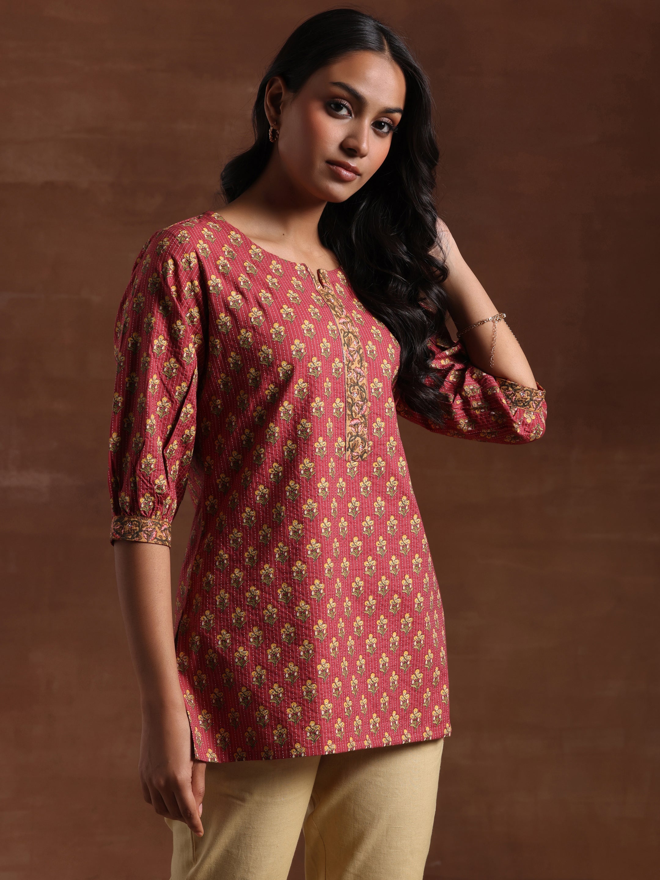 Pink Printed Cotton Straight Kurti