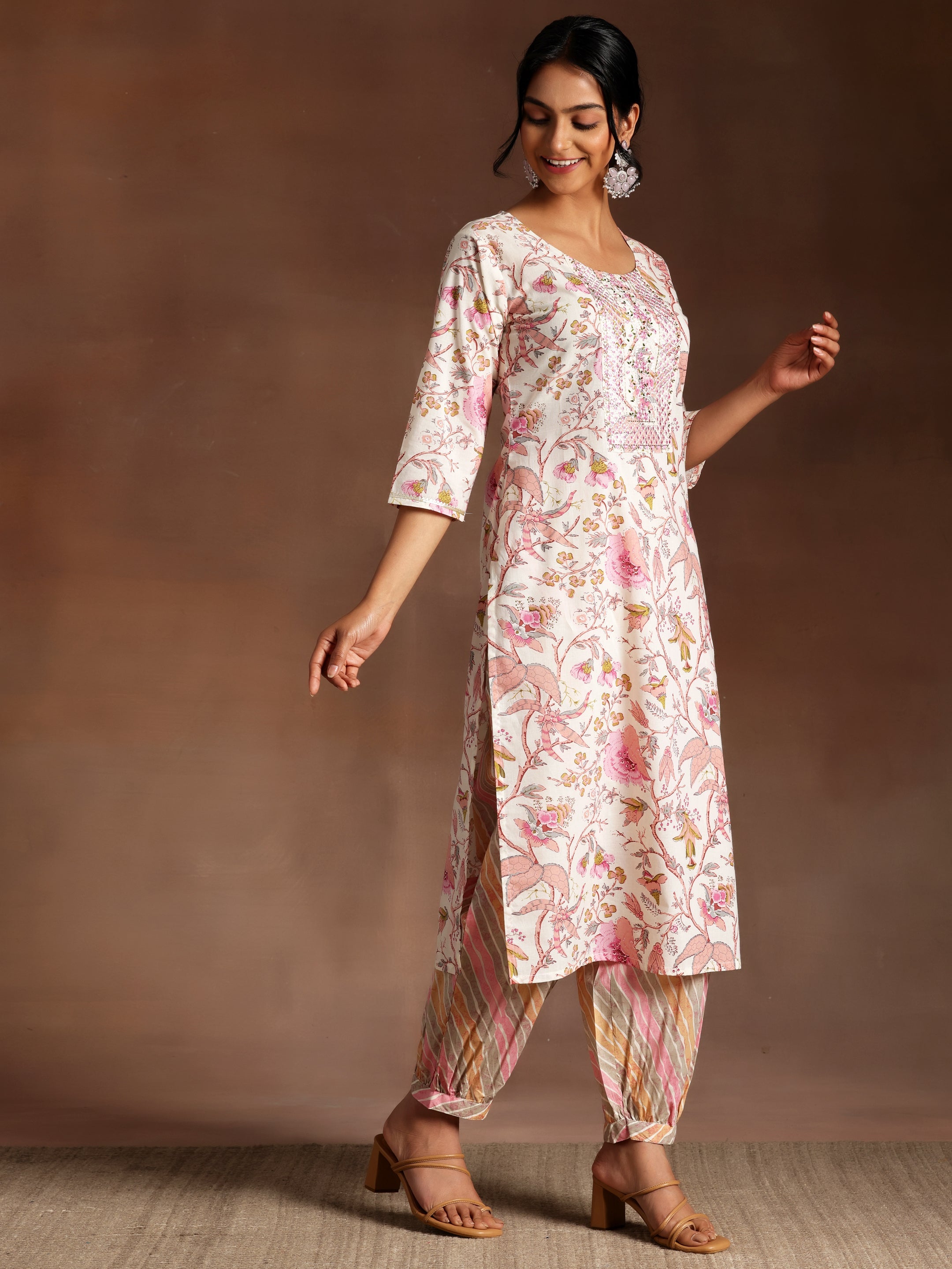 Pink Printed Cotton Straight Suit With Dupatta