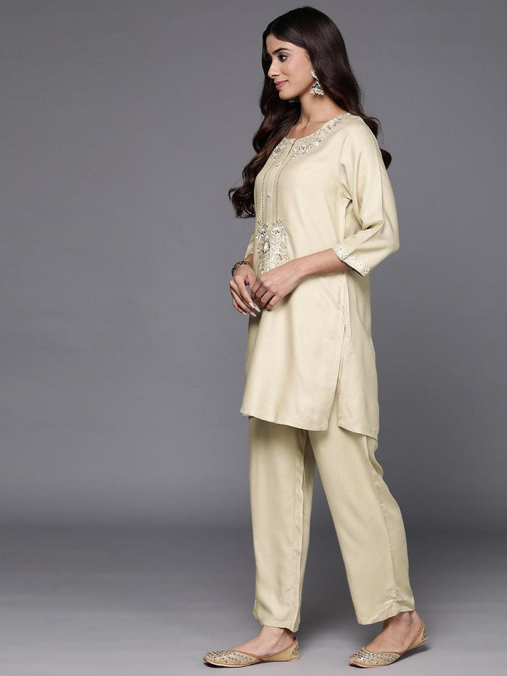 Off White Self Design Wool Blend Tunic With Trousers - ShopLibas