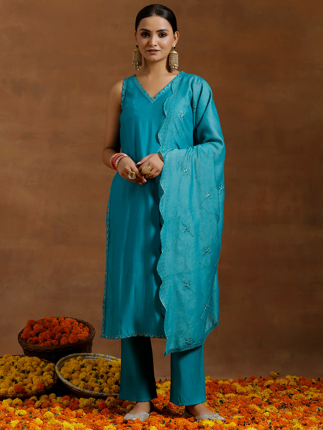 Green Solid Silk Blend Straight Suit With Dupatta