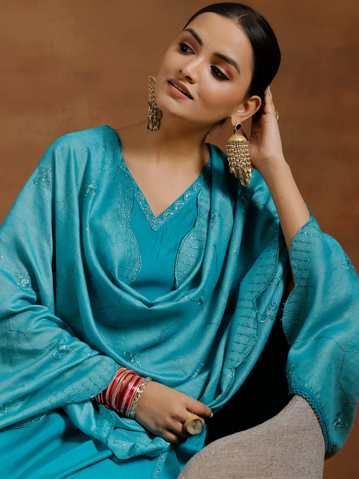 Green Solid Silk Blend Straight Suit With Dupatta