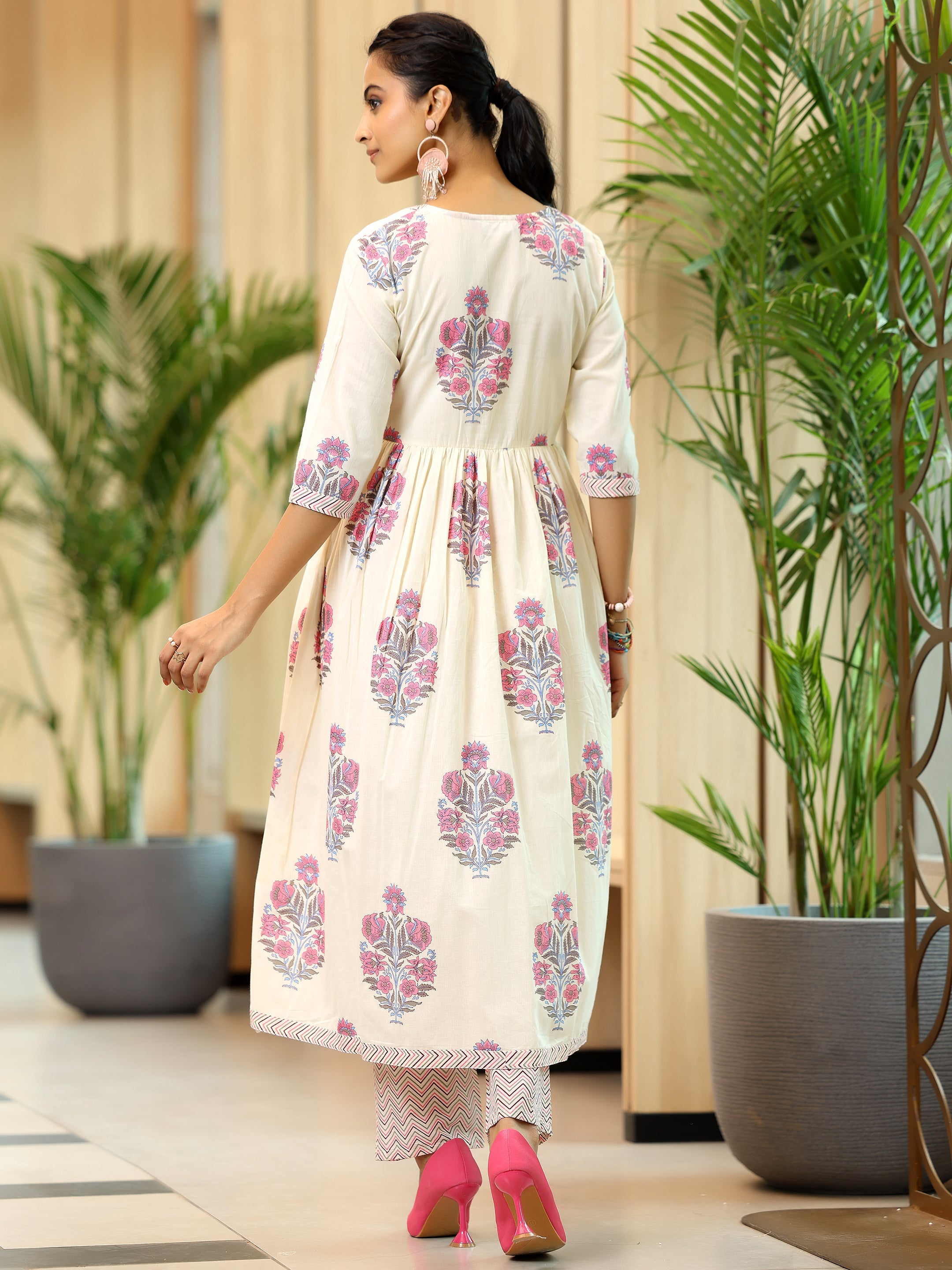 Off white Printed Cotton Straight Kurta Set