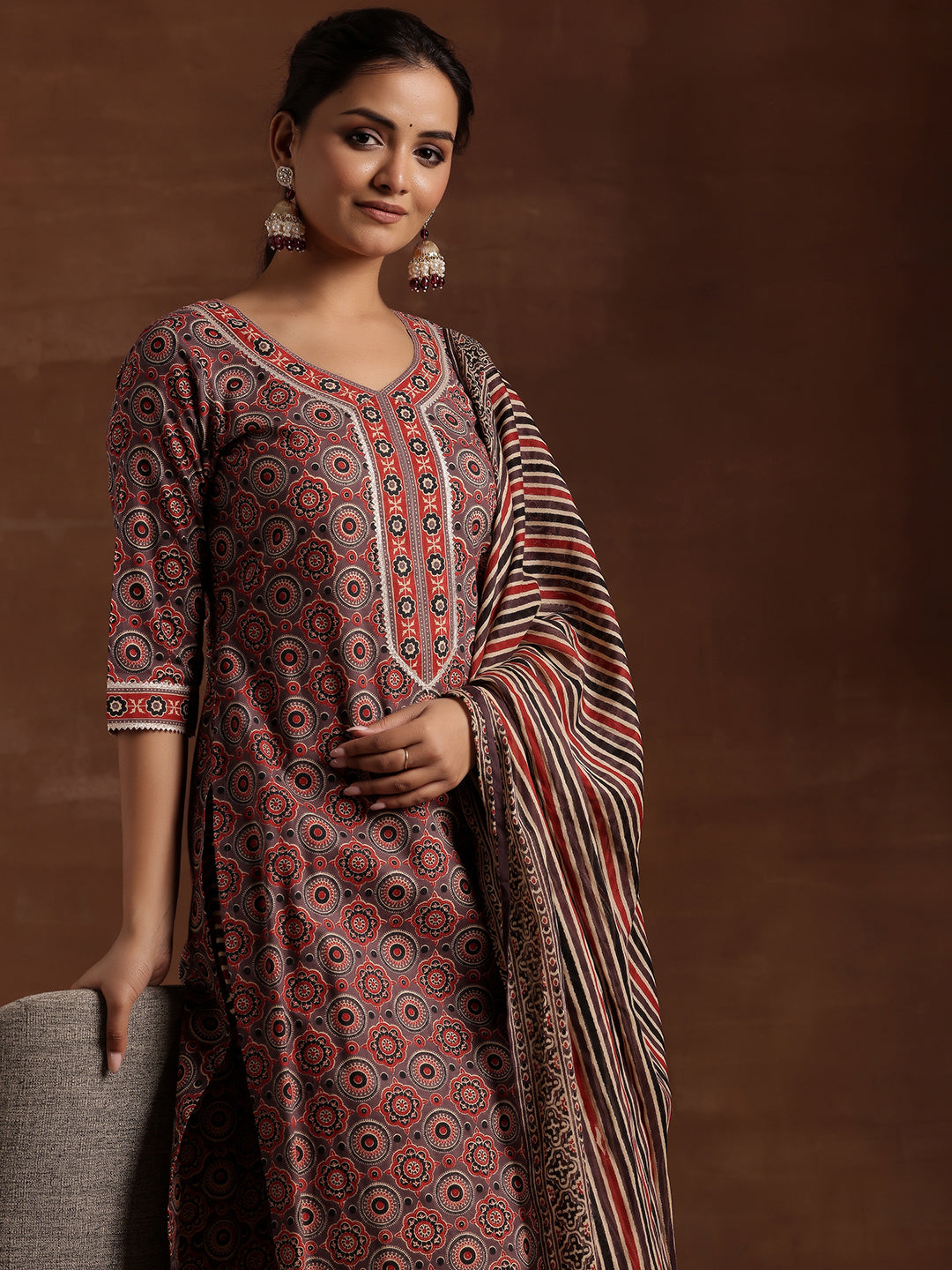 Grey Printed Cotton Straight Suit With Dupatta