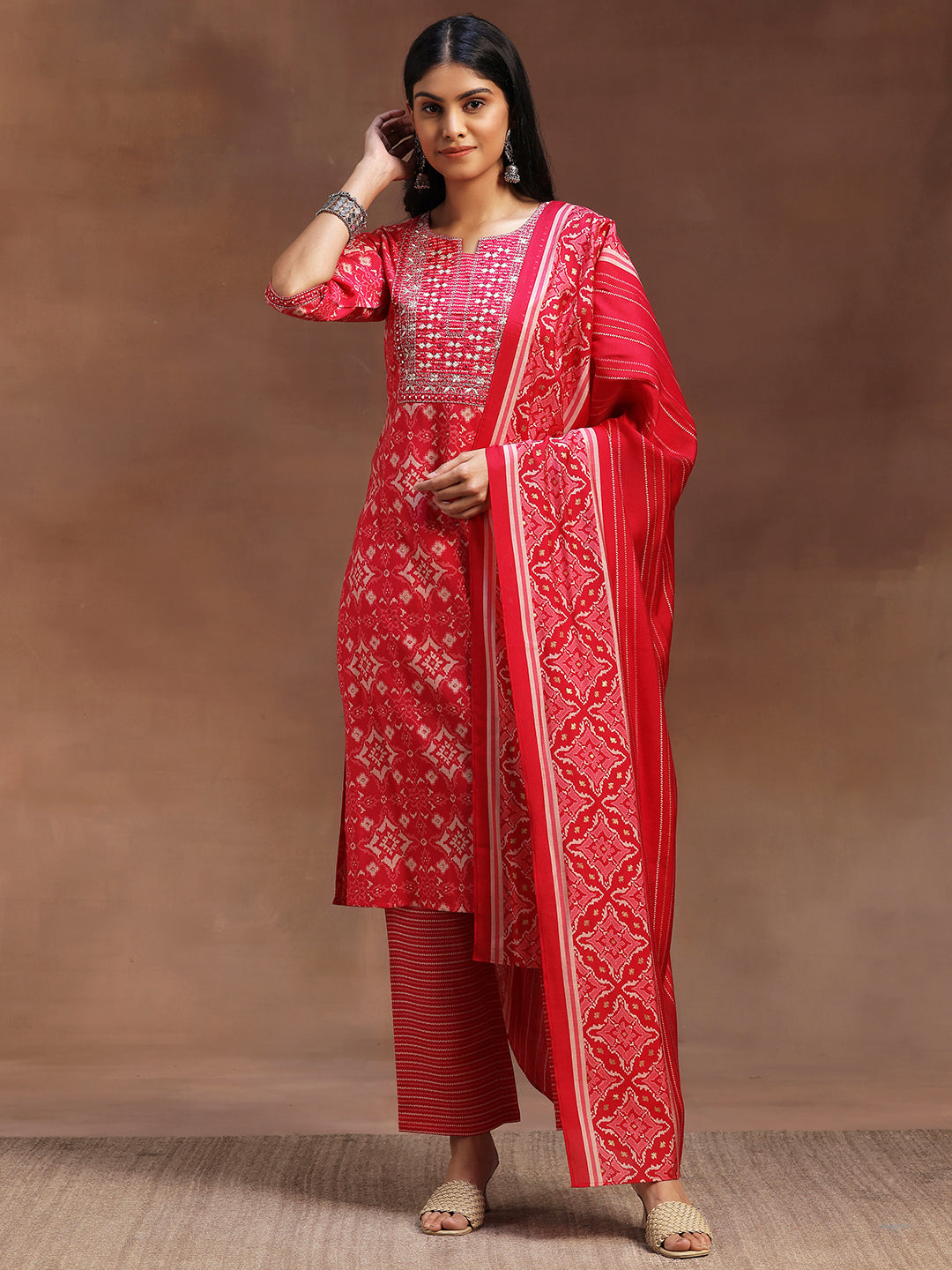 Pink Printed Silk Blend Straight Suit With Dupatta