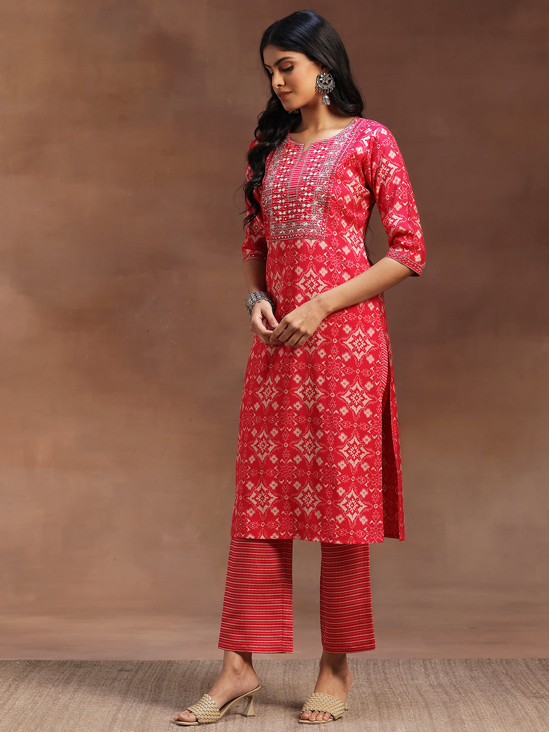 Pink Printed Silk Blend Straight Suit With Dupatta