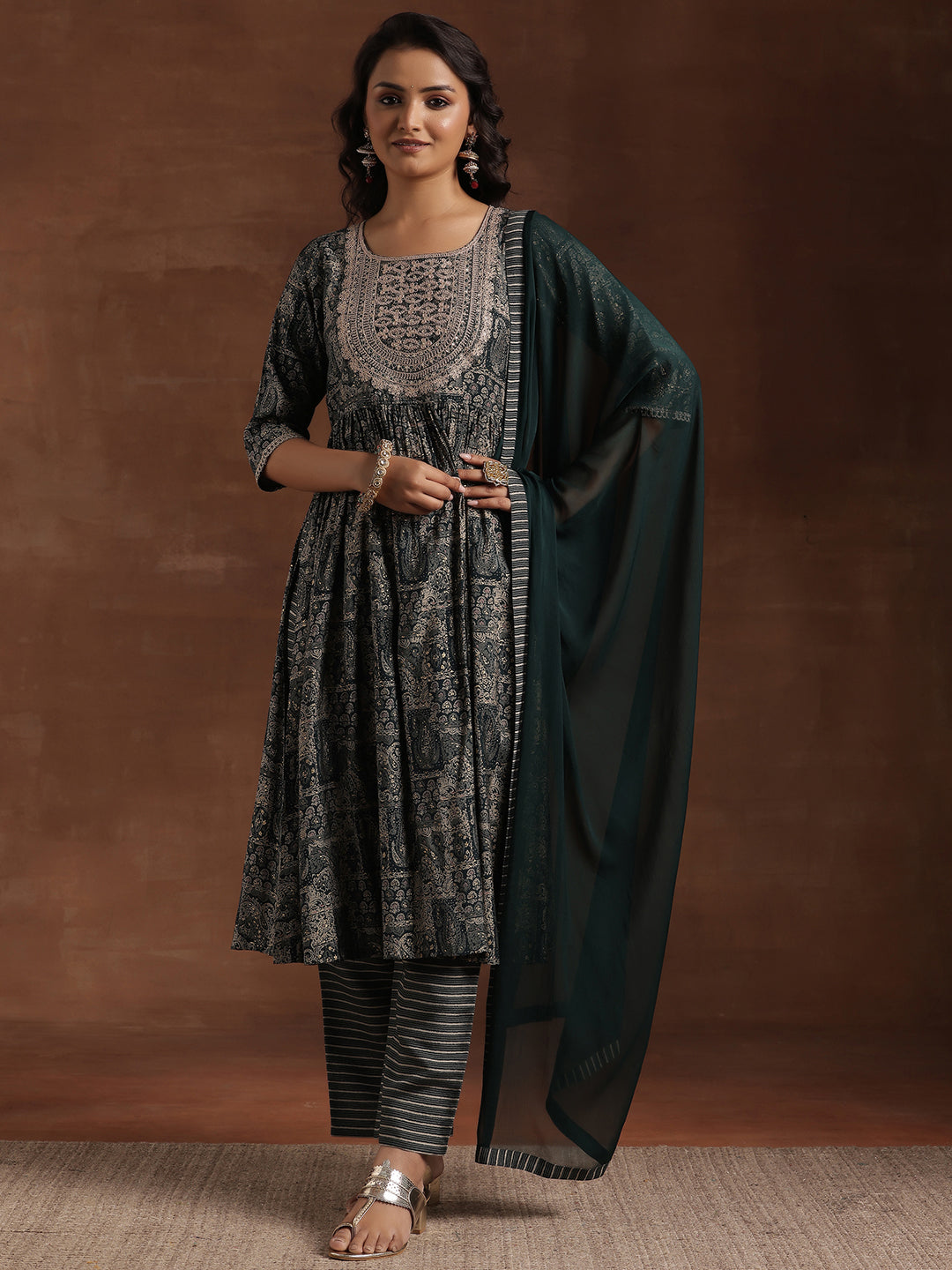 Green Printed Silk Blend A-Line Kurta With Trousers & Dupatta