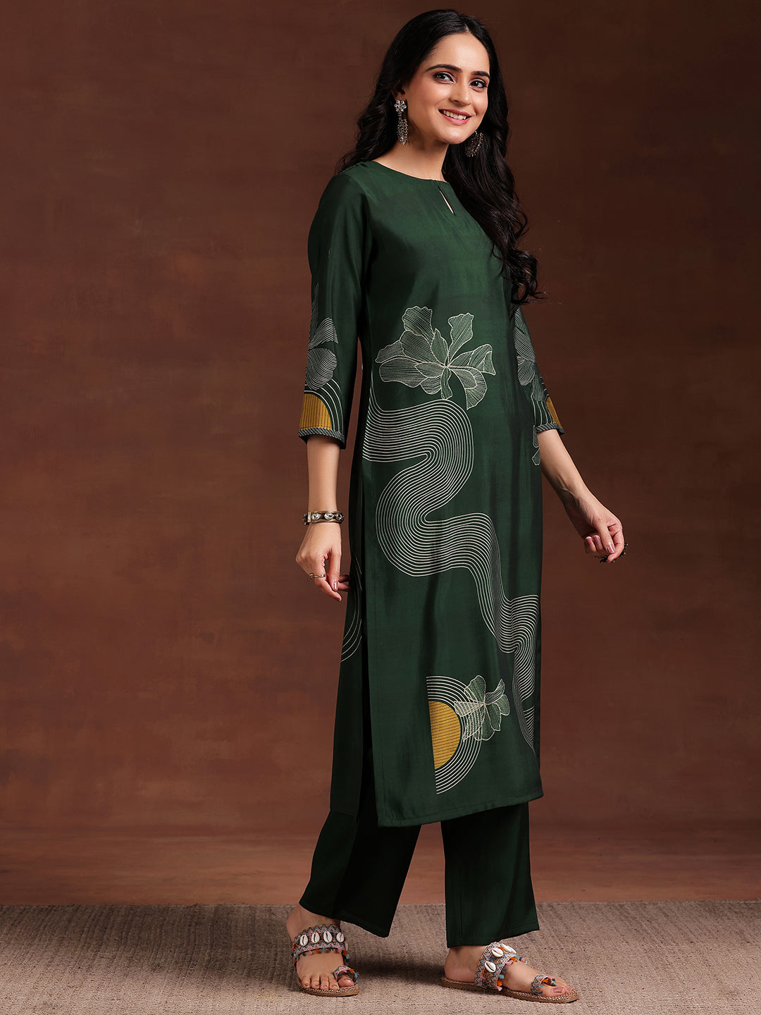 Green Printed Silk Blend Straight Suit With Dupatta