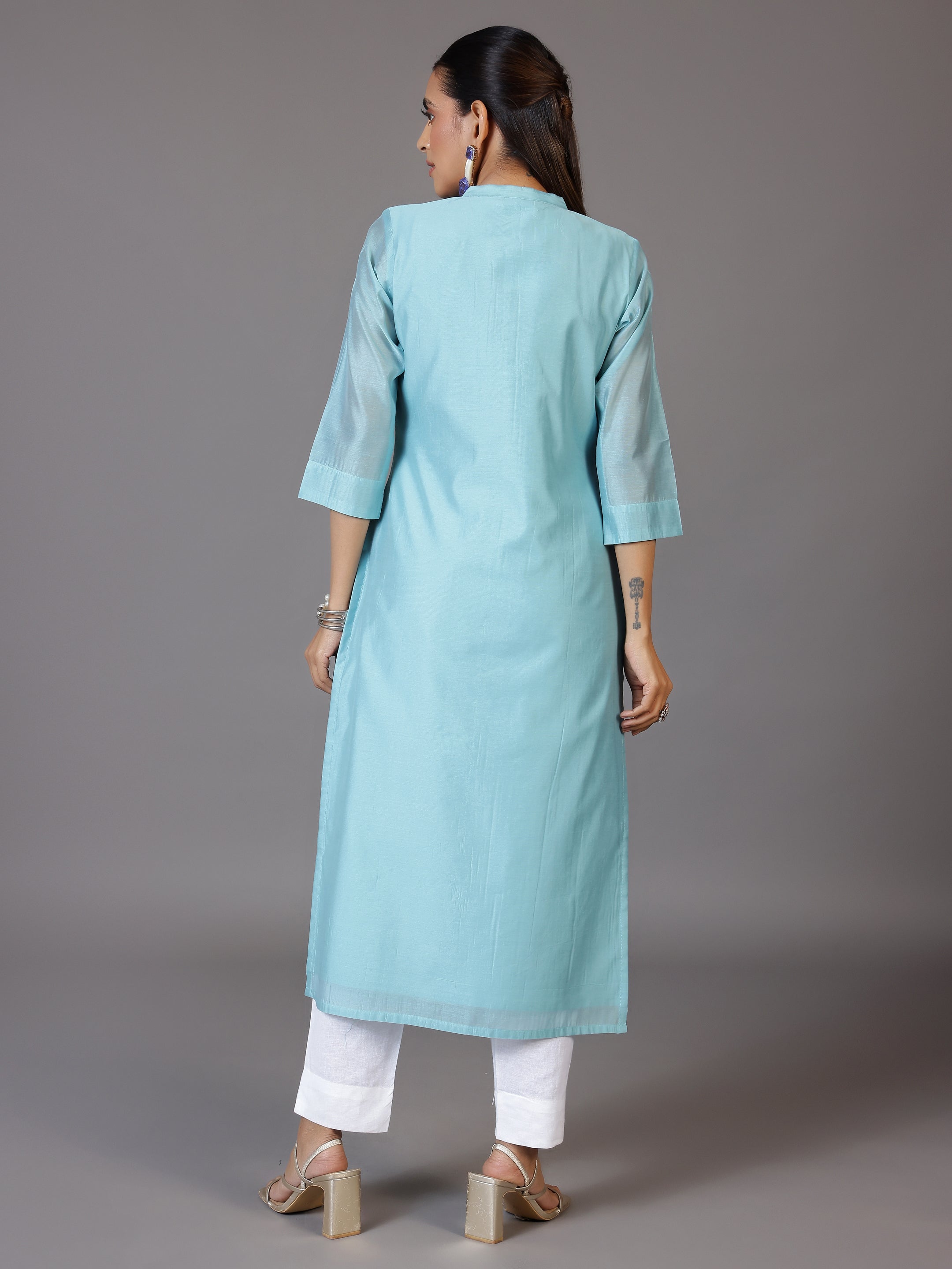 Blue Embroidered Chanderi Silk Straight Kurta