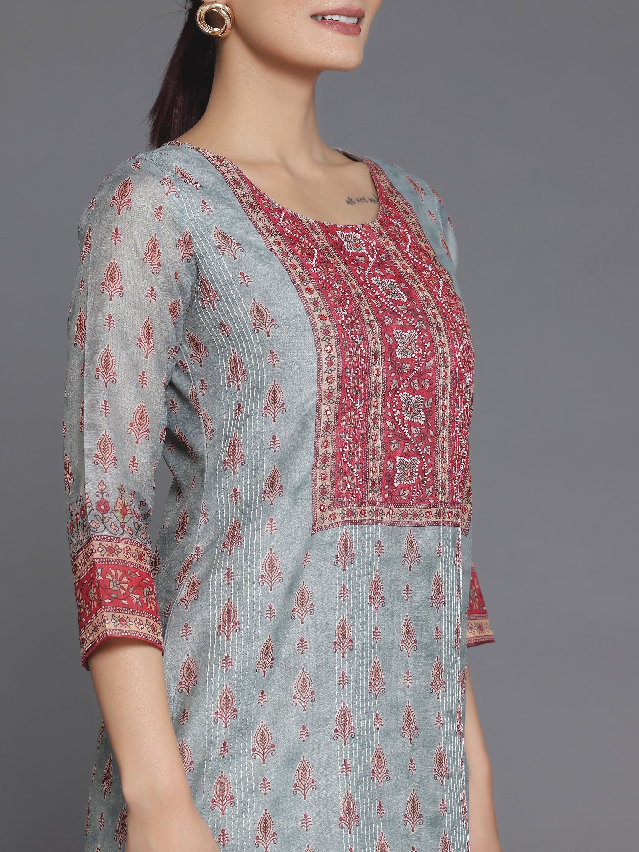 Grey Embellished Chanderi Silk Straight Kurta