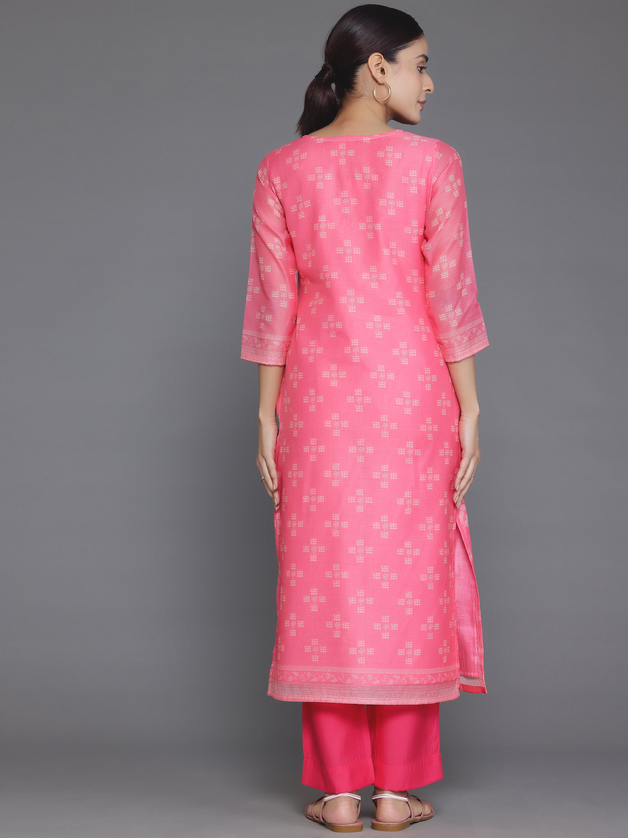 Pink Embellished Chanderi Silk Straight Kurta