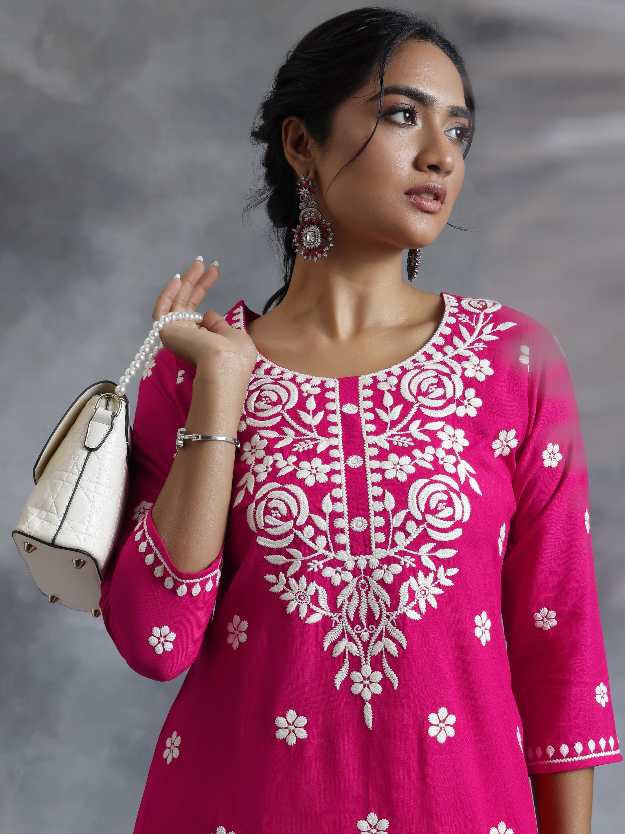 Pink Embroidered Rayon Straight Kurta