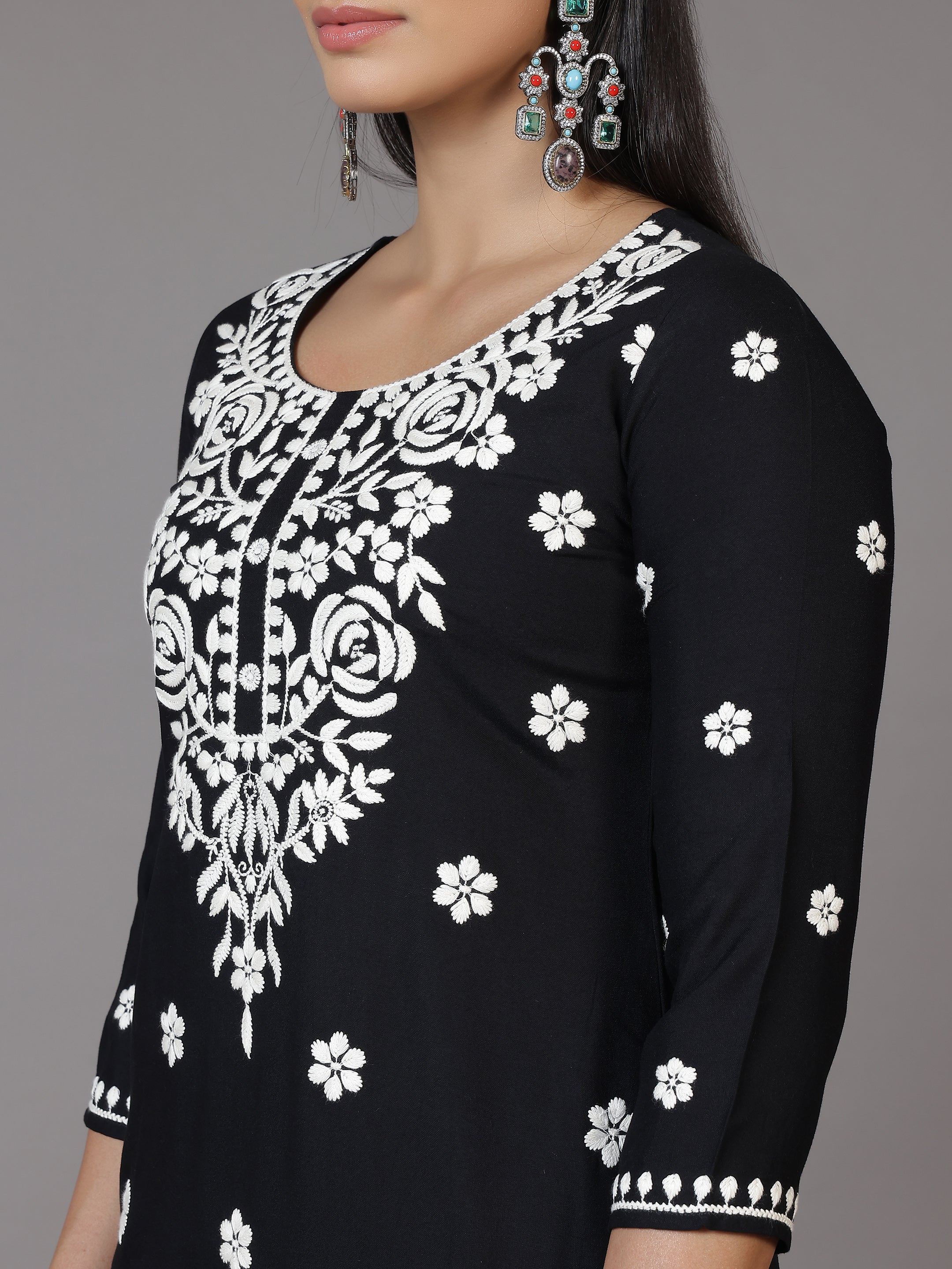 Black Embroidered Rayon Straight Kurta