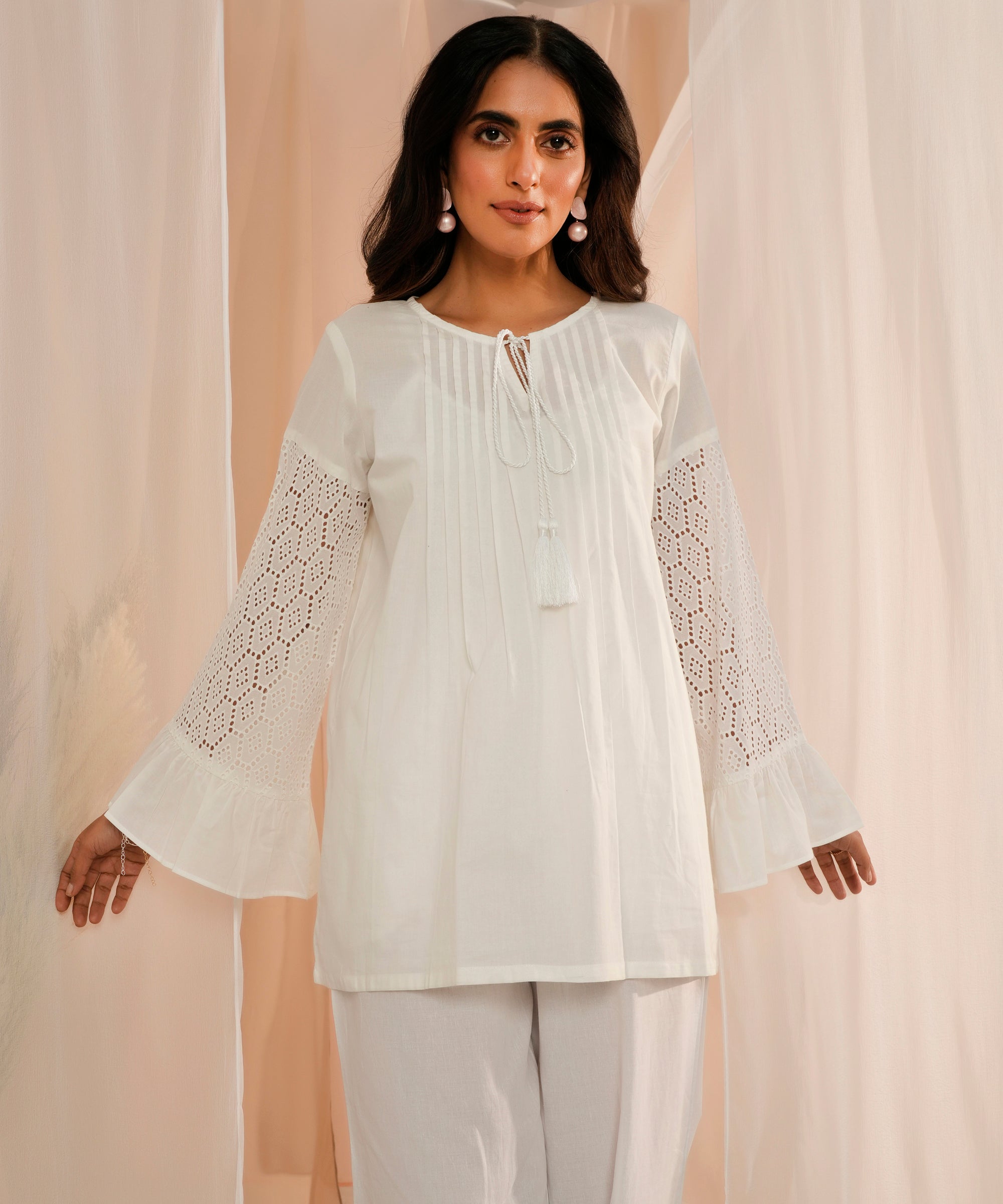 White Solid Cotton Straight Kurti