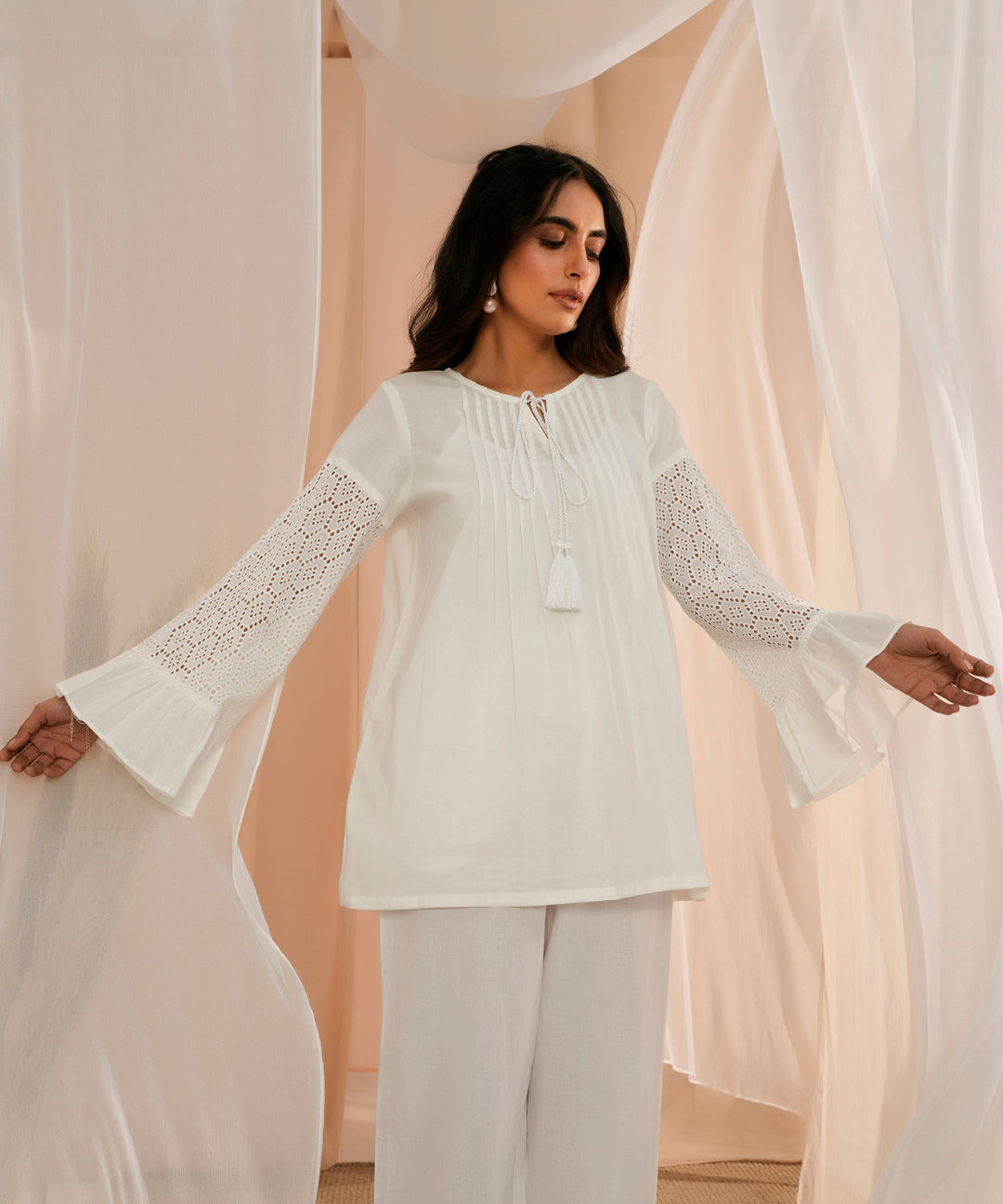 White Solid Cotton Straight Kurti