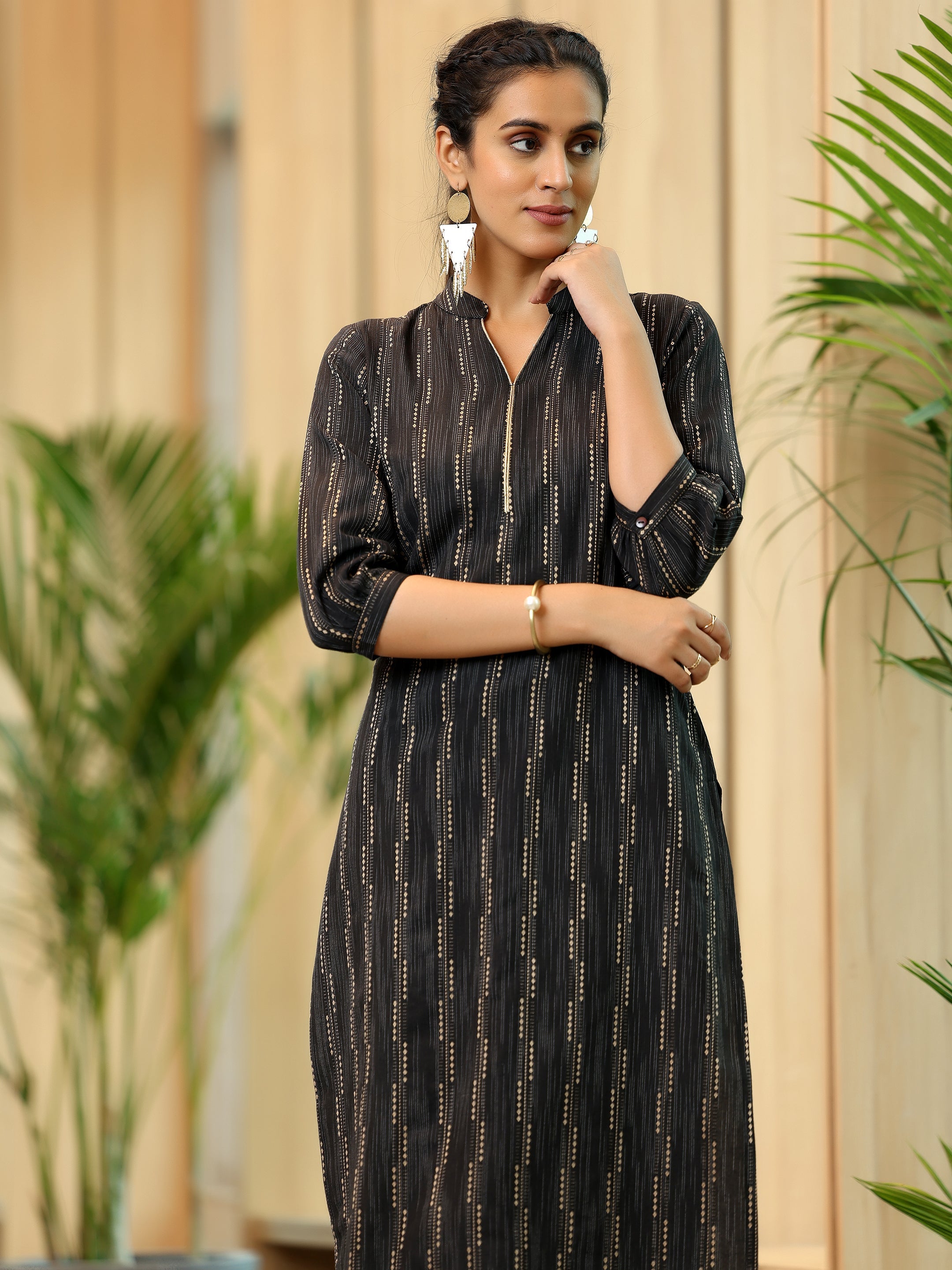 Black Woven Design Cotton Straight Kurta