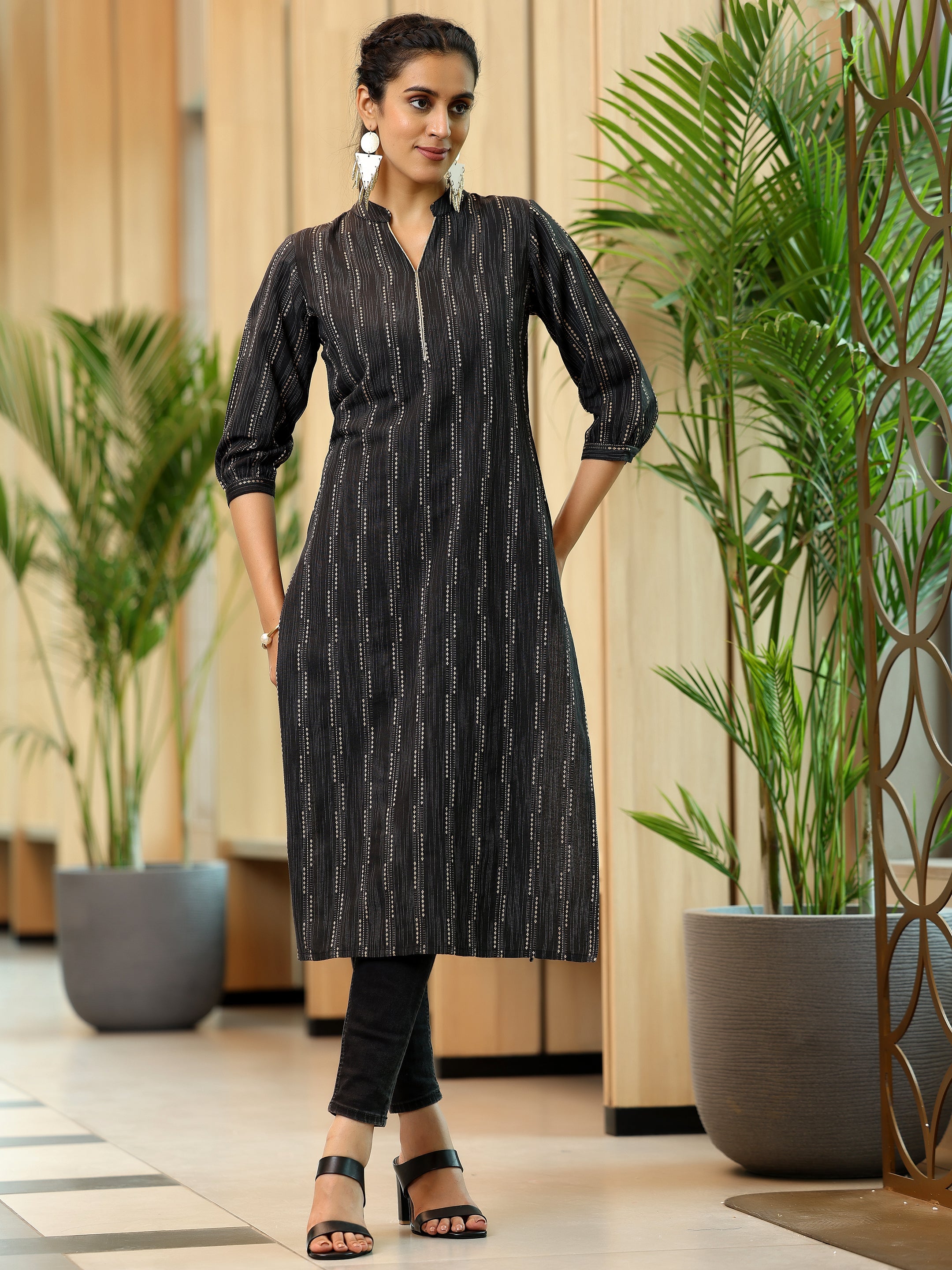 Black Woven Design Cotton Straight Kurta