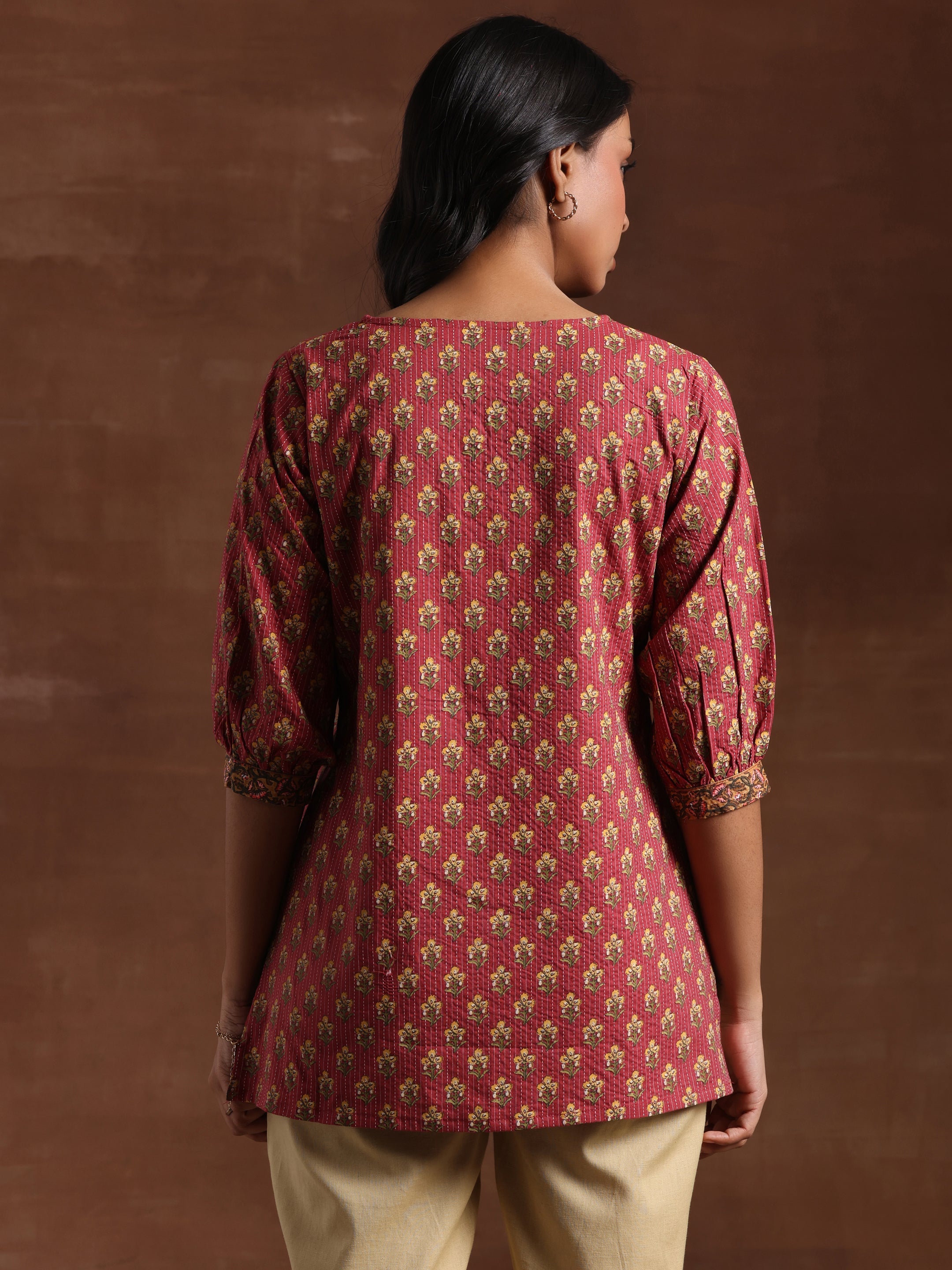 Pink Printed Cotton Straight Kurti