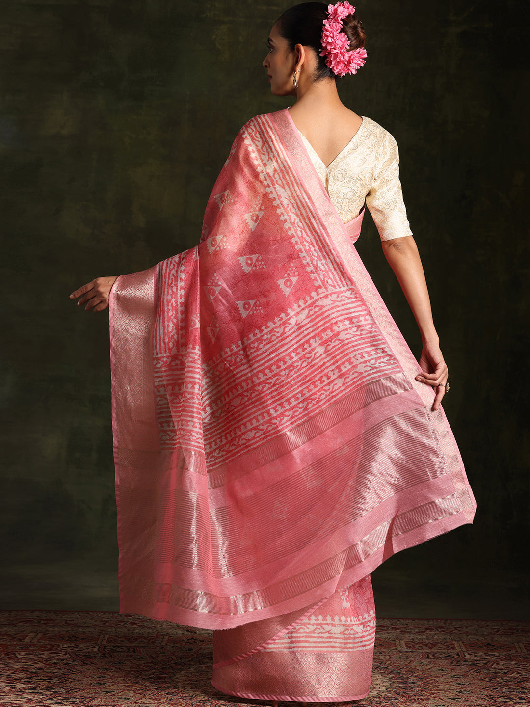 Pink Printed Silk Blend Saree With Unstitched Blouse Piece